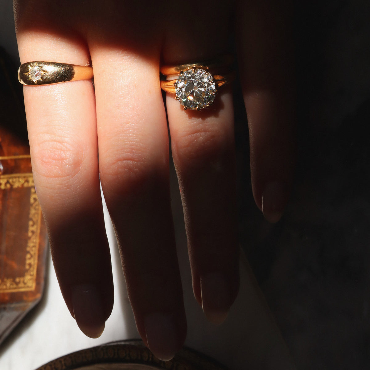 ANTIQUE diamond engagement ring