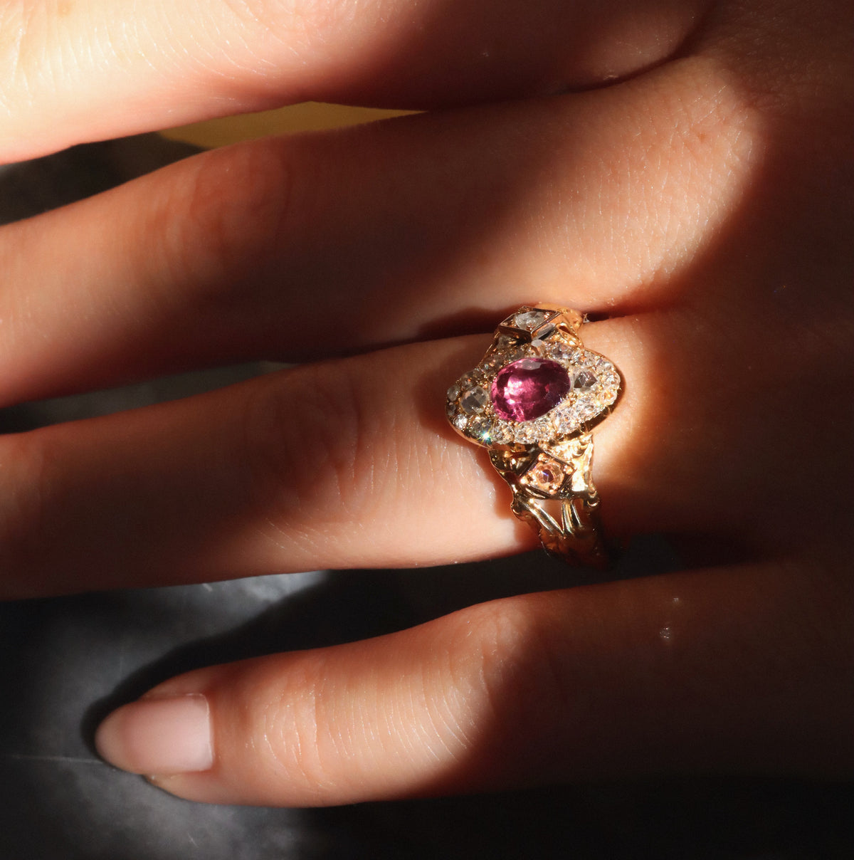 ANTIQUE diamond engagement ring with gemstone