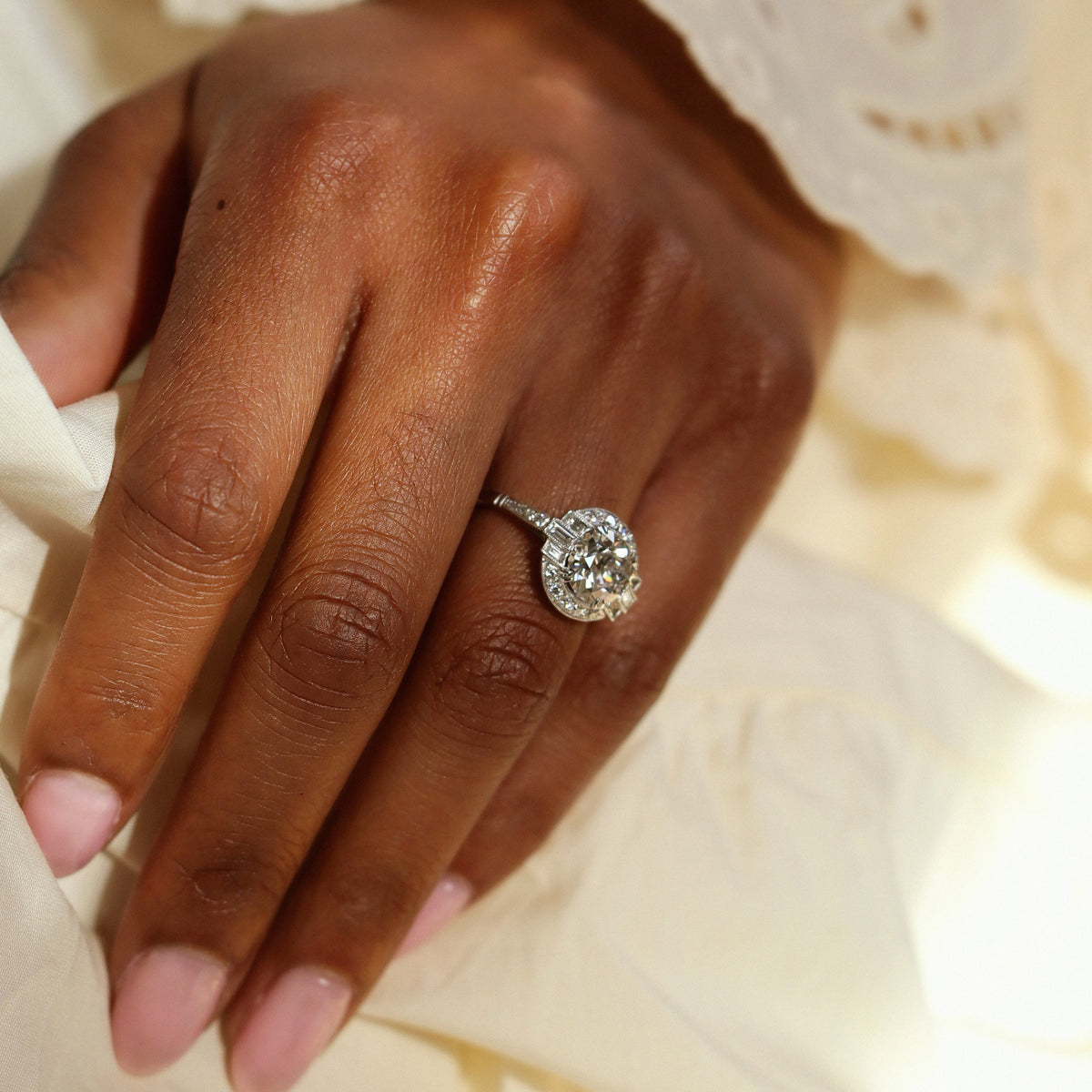 ANTIQUE diamond engagement ring