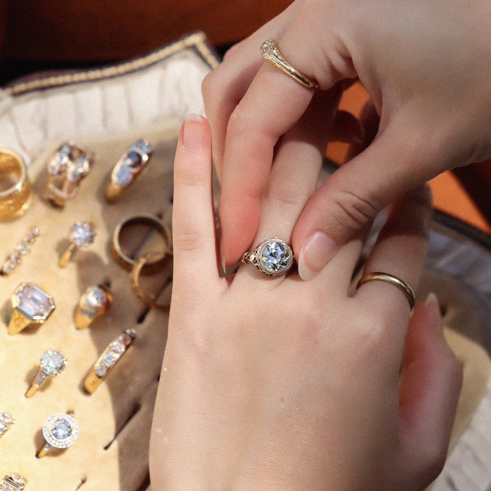ANTIQUE diamond engagement ring
