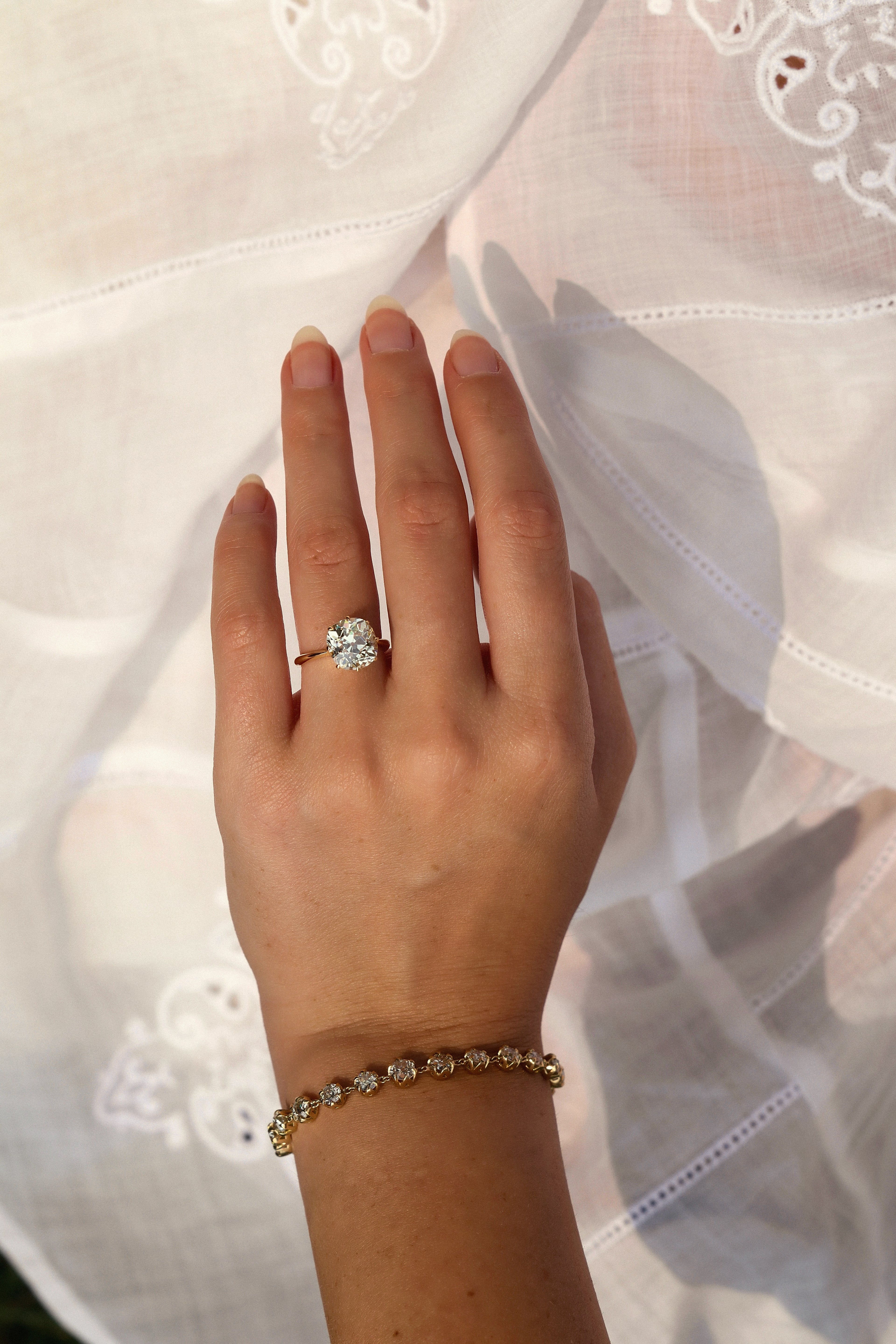 4-5 CaratsSolitaire diamond Engagement Rings for sale 