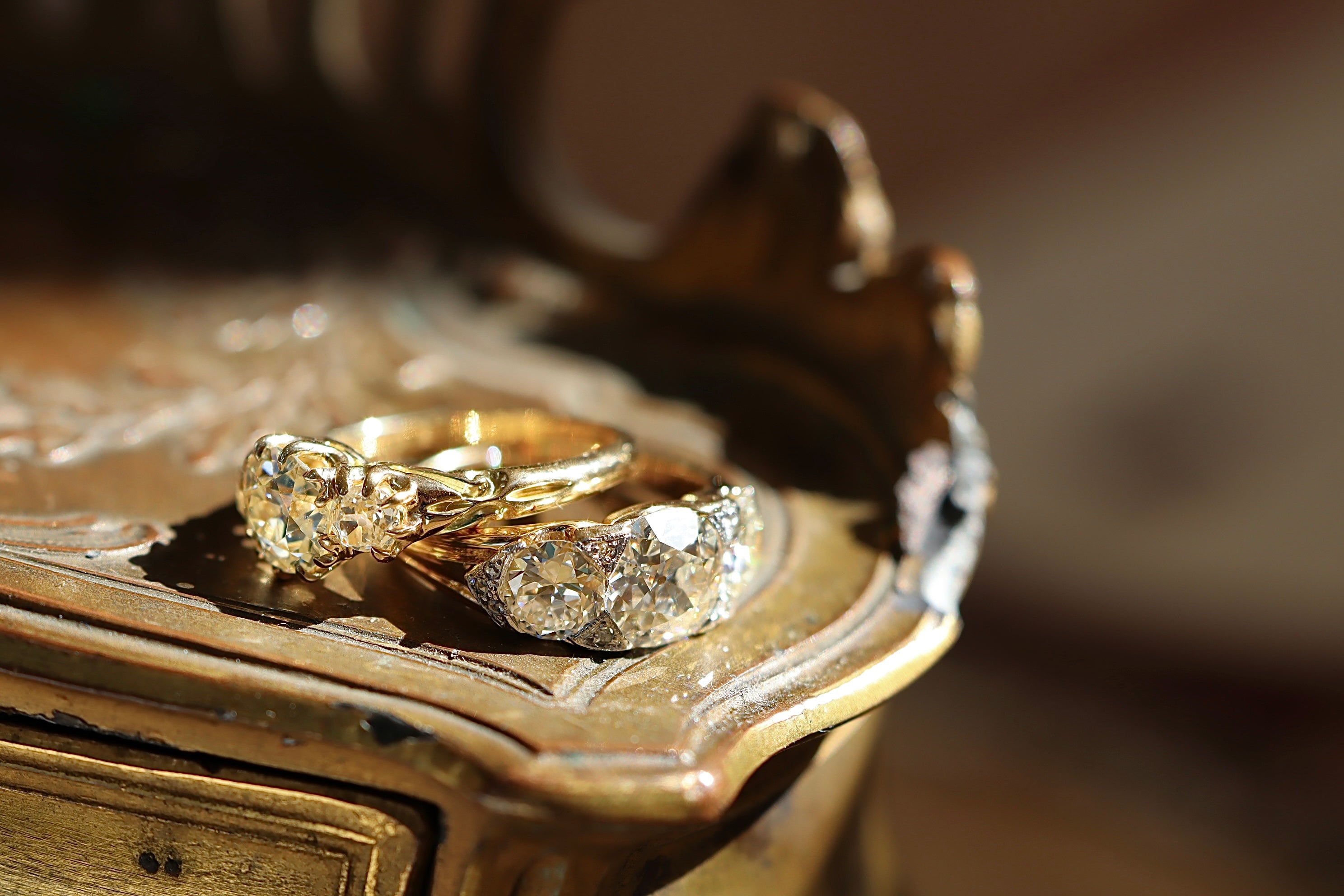 1-2 CaratsThree-stone diamond Rings for sale 