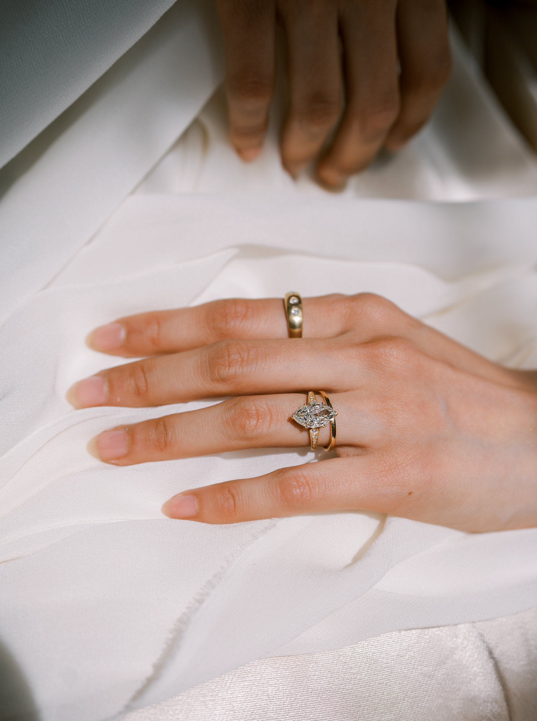 Marquise/Oval cut diamond 