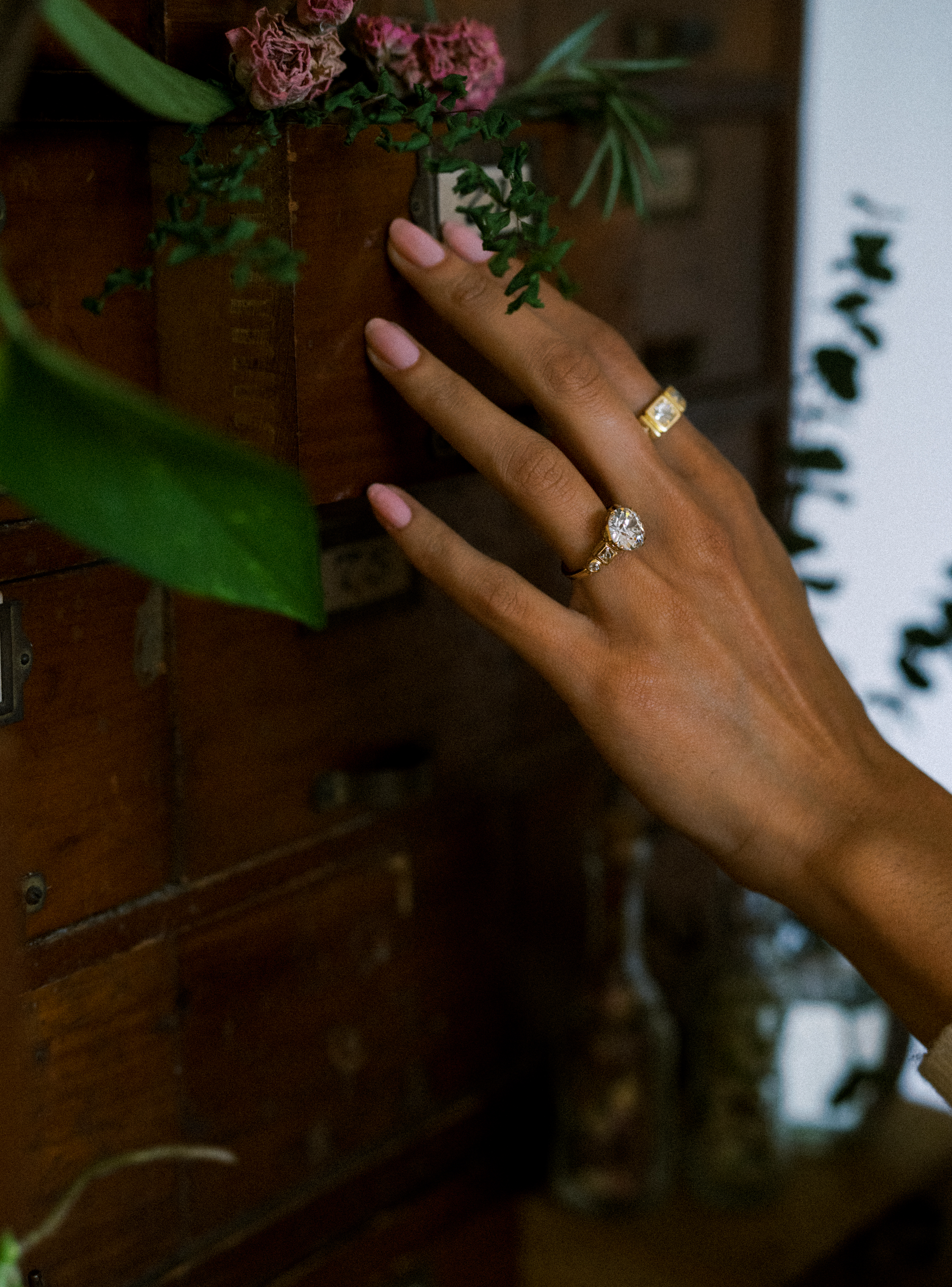 4-5 CaratsSolitaire diamond Rings for sale 