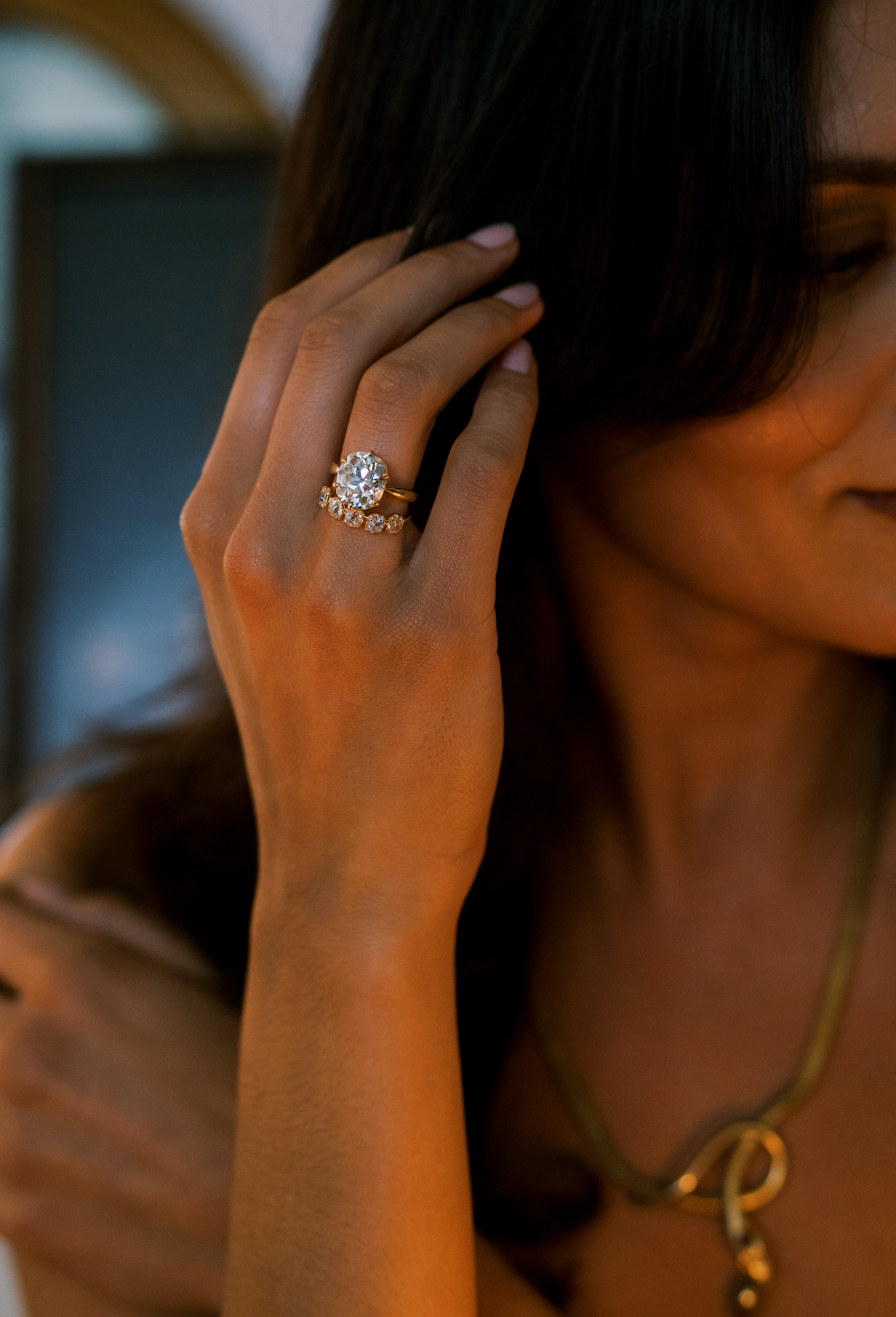 m-z color, vs clarity diamond in yellow gold setting