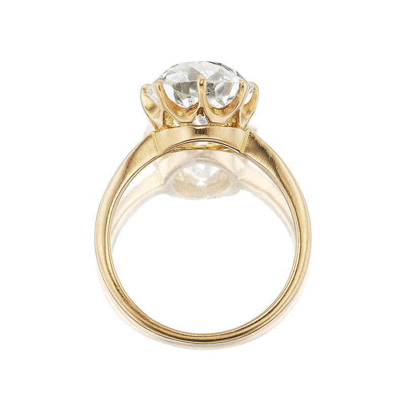 m-z color, vs clarity diamond in yellow gold setting