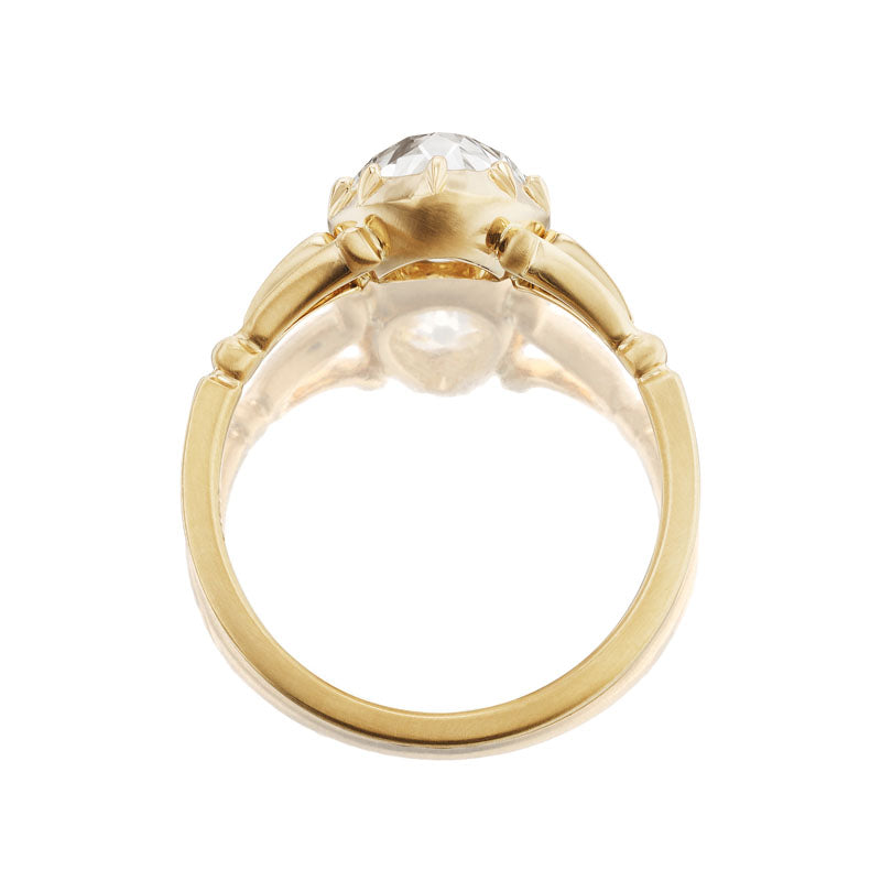 j-k-l color, si-i clarity diamond in yellow gold setting