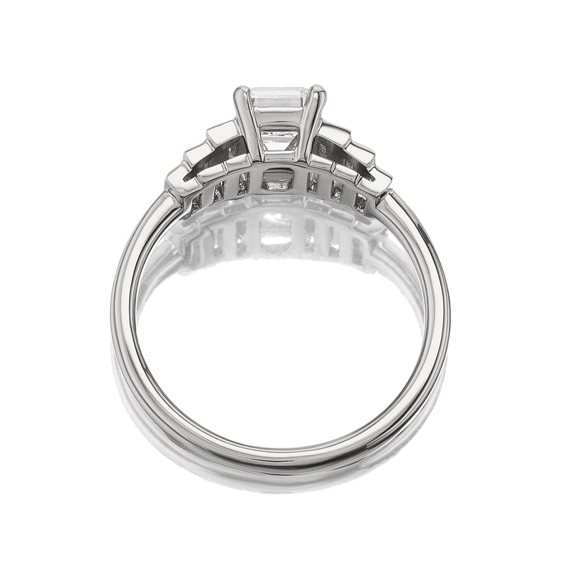 d-e-f color, vs clarity diamond in platinum setting