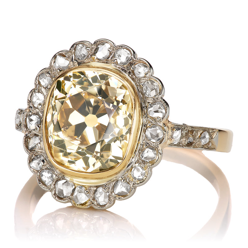 2-3 Carats vintage engagement ring