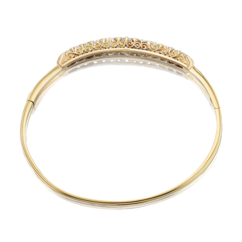2-3 Carats vintage engagement ring