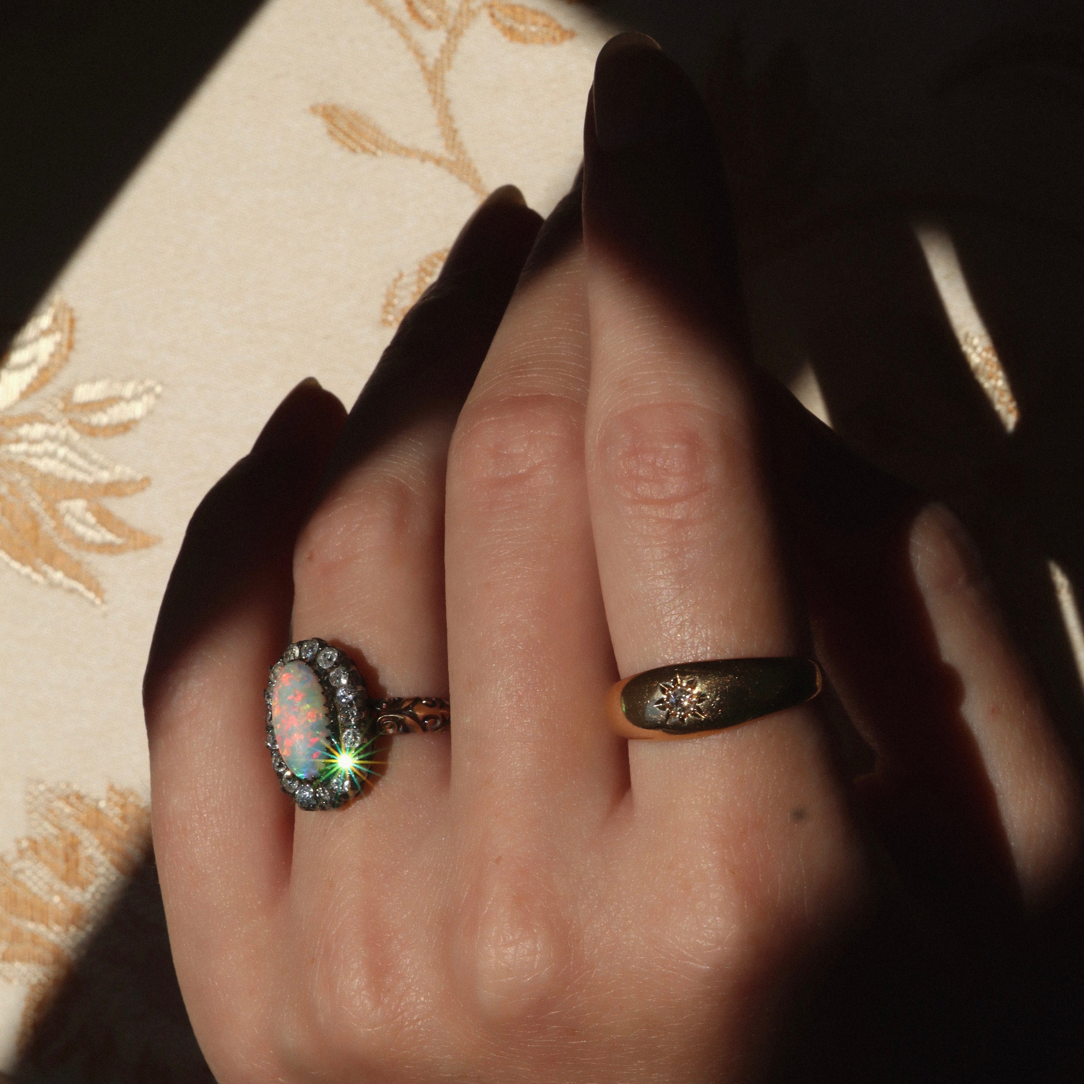 ANTIQUE diamond engagement ring