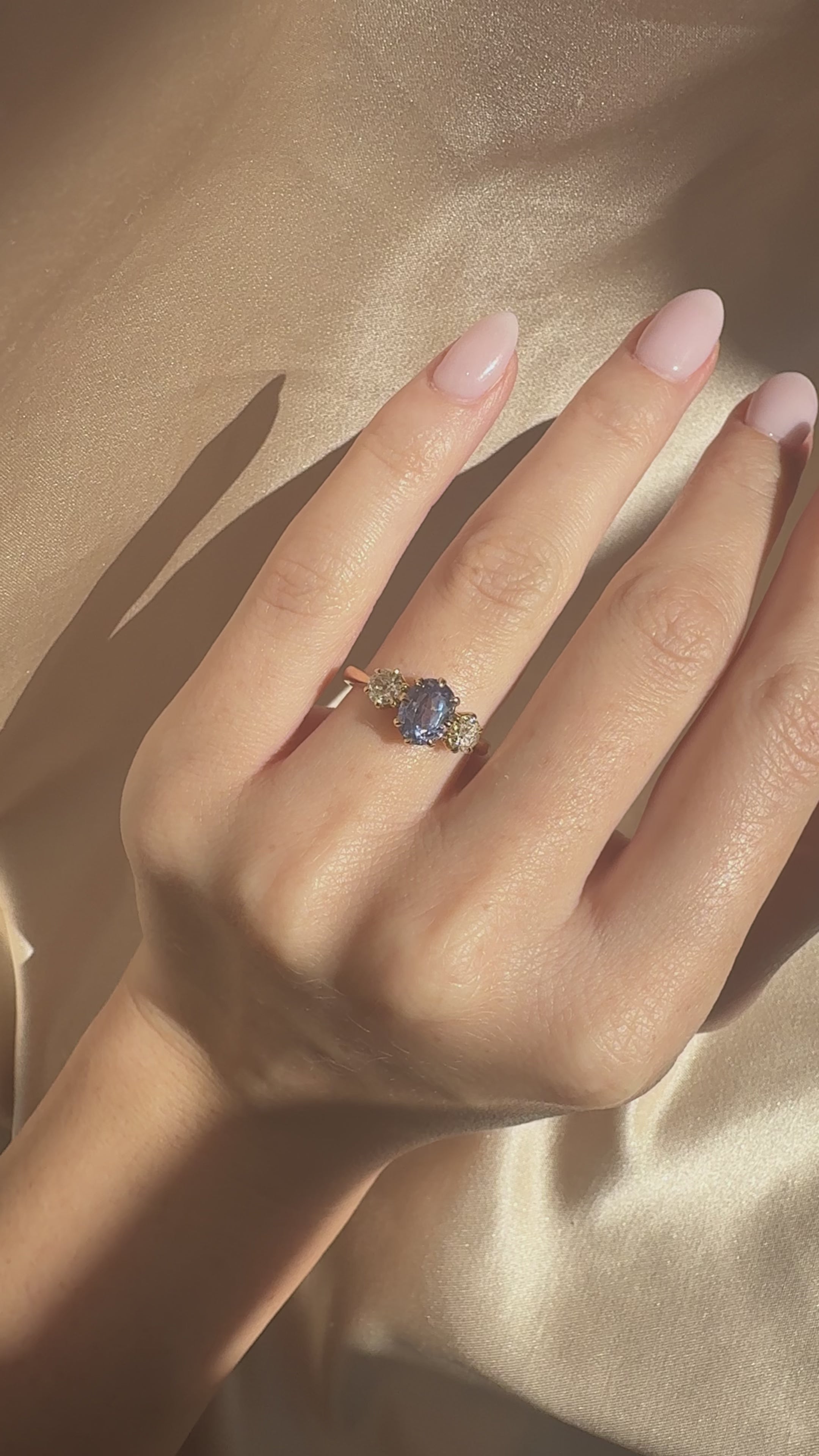 Solitaire Marquise/Oval cut diamond Rings