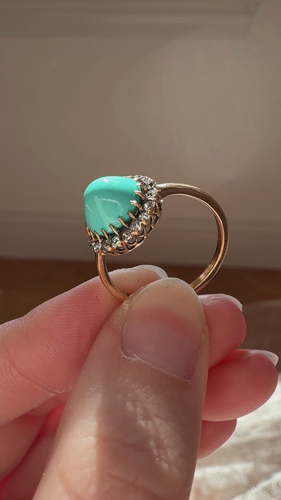  videos and images of vintage Rings-Rings