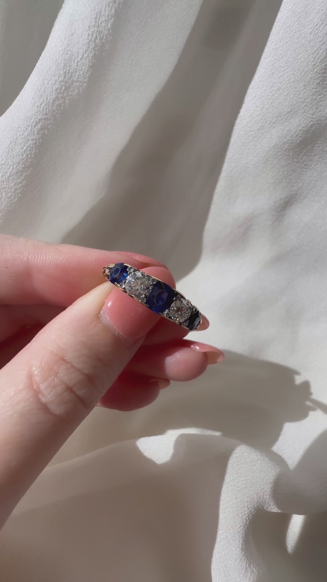 g-h-i color, diamond in yellow gold setting