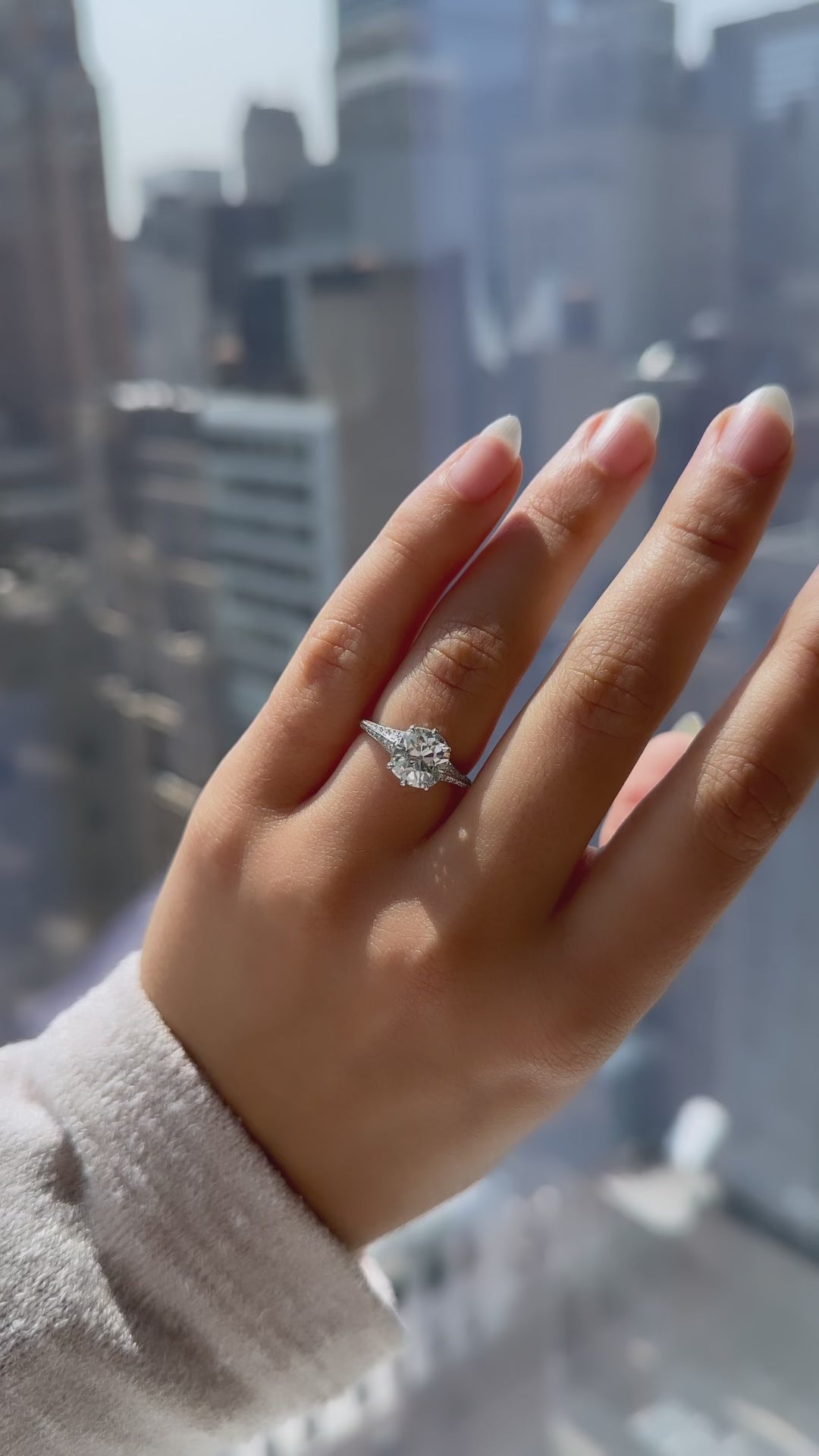 g-h-i color, si-i clarity diamond in platinum setting