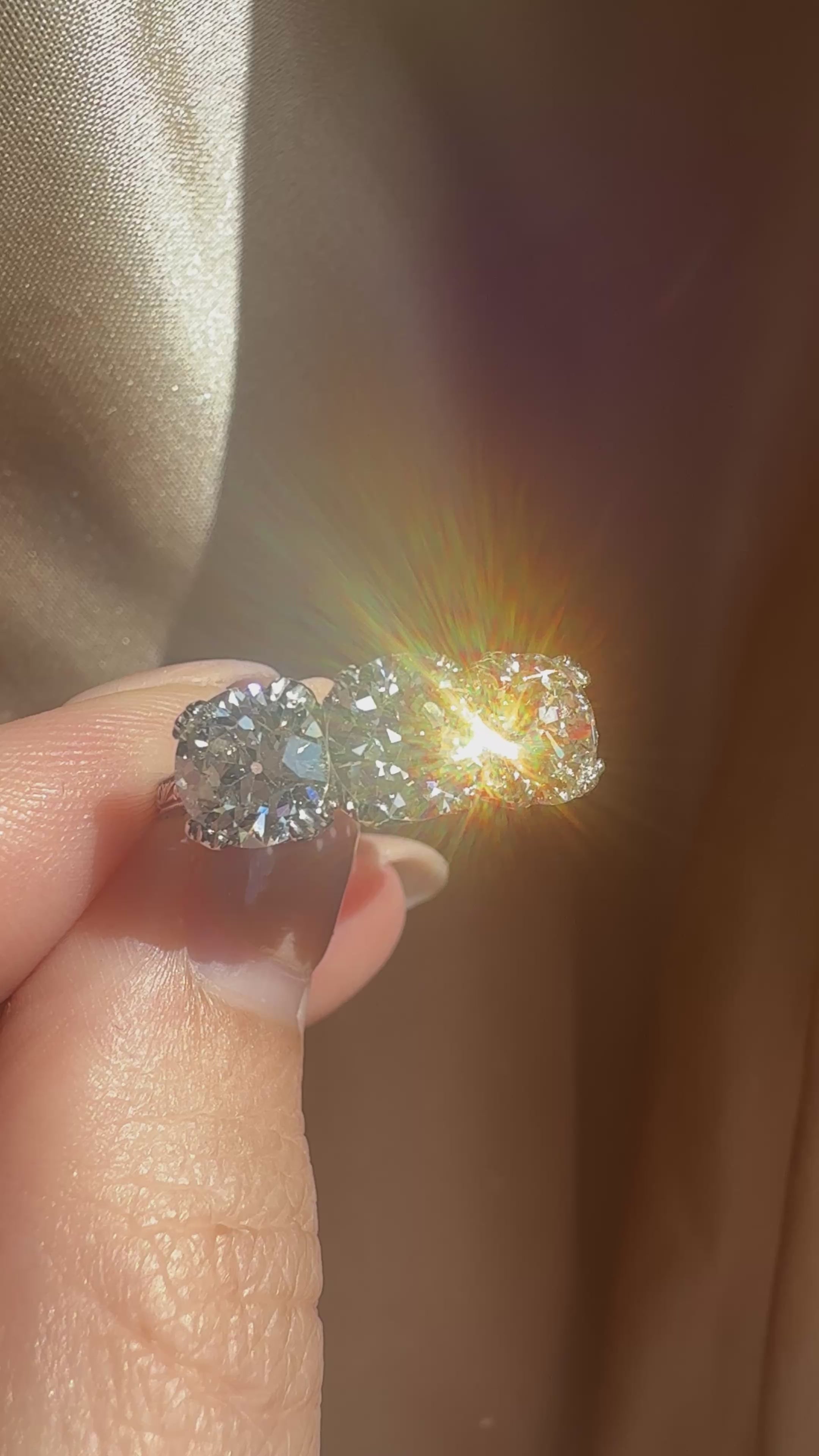 2-3 Carats vintage engagement ring