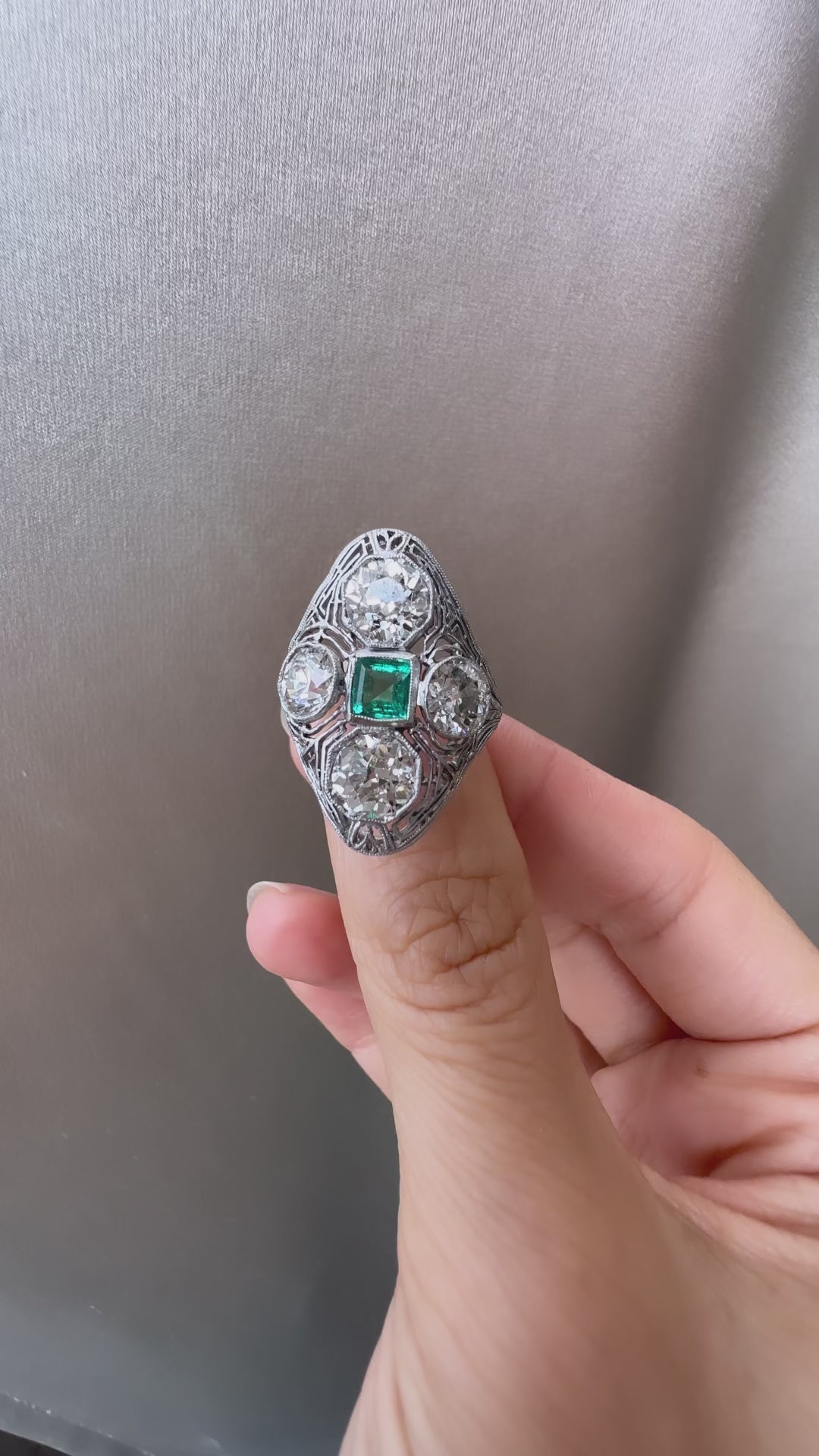 j-k-l color, si-i clarity diamond in platinum setting