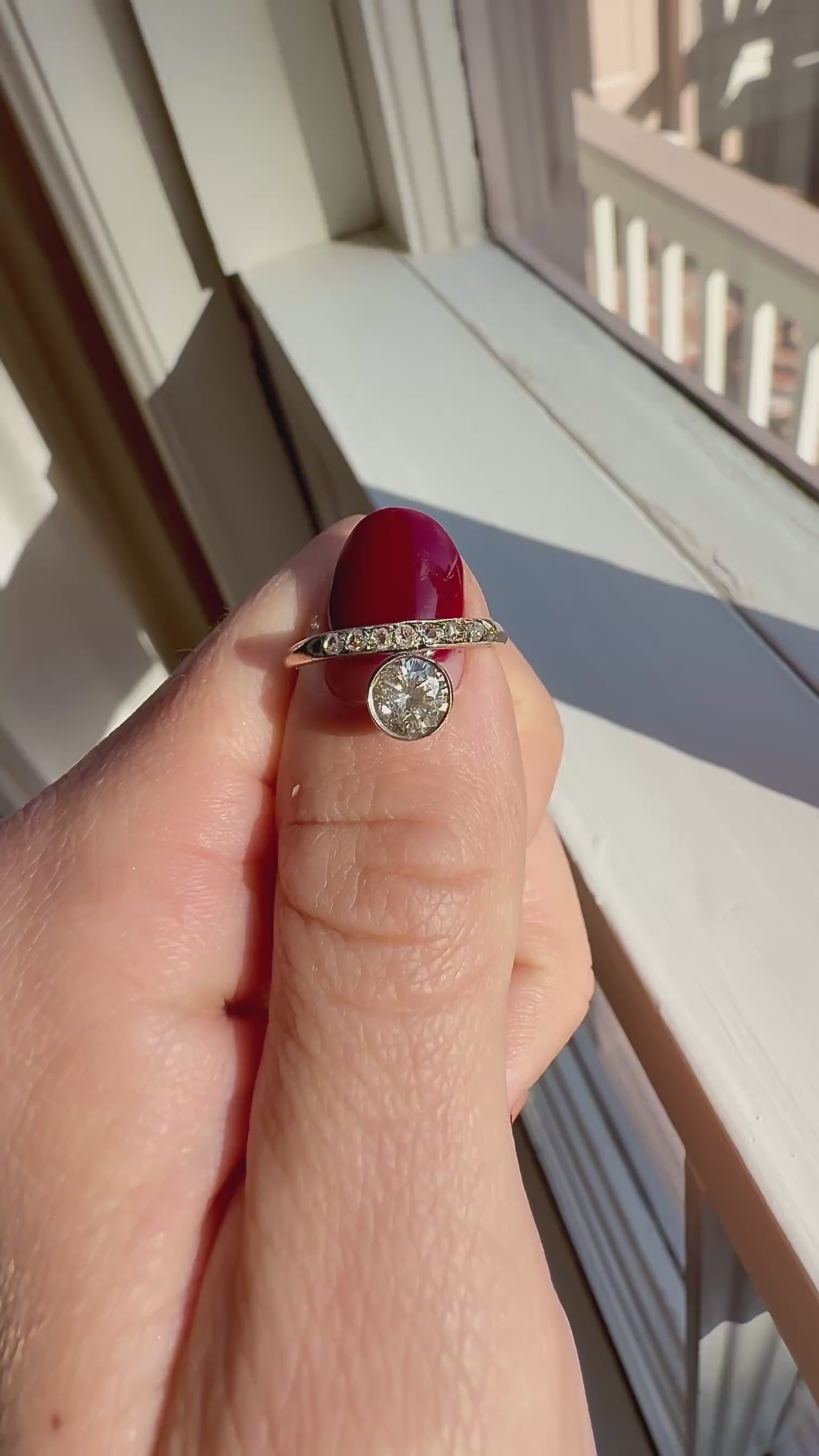 m-z color, si-i clarity diamond in yellow gold setting