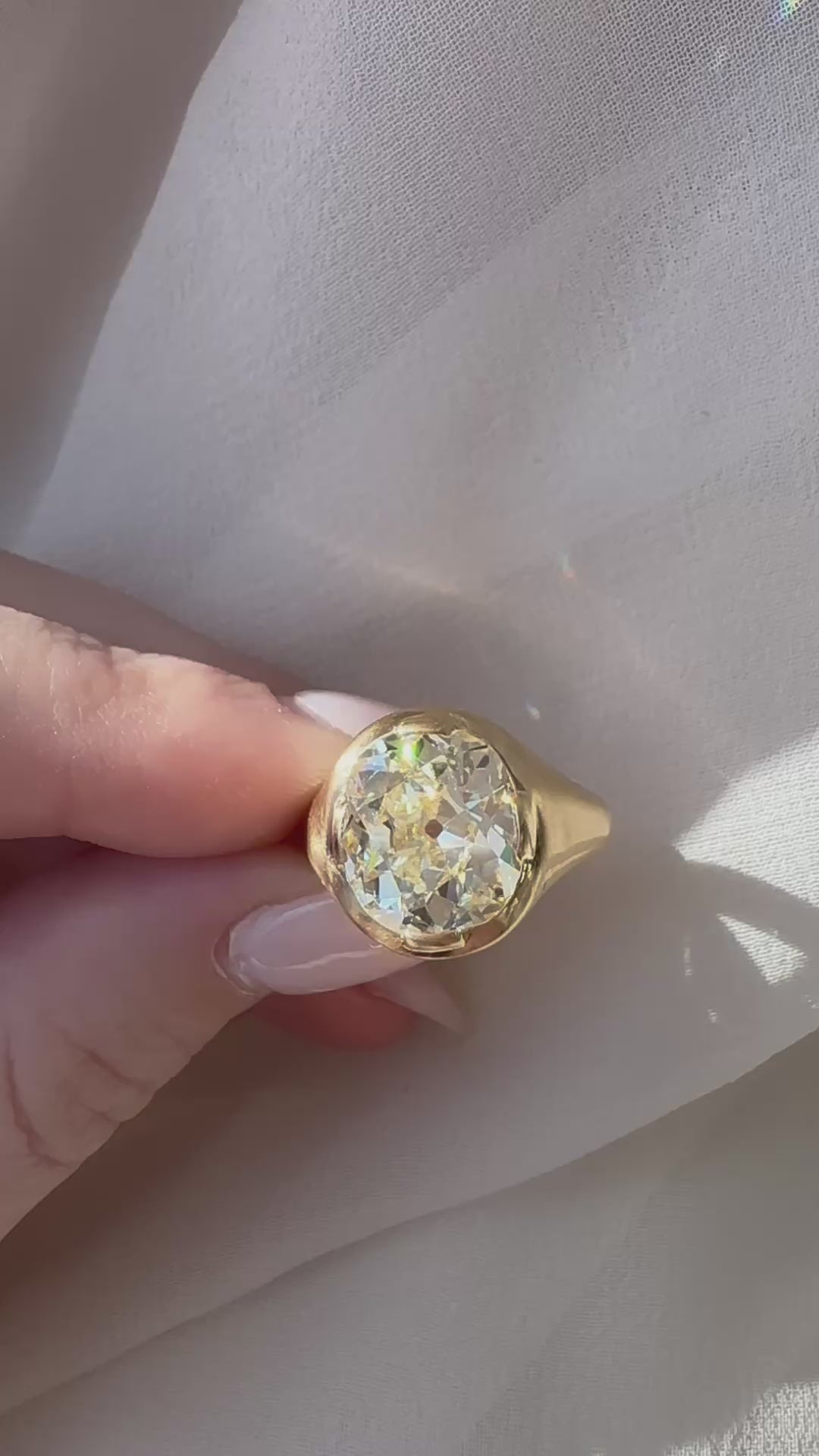 Band Old Mine cut diamond Rings