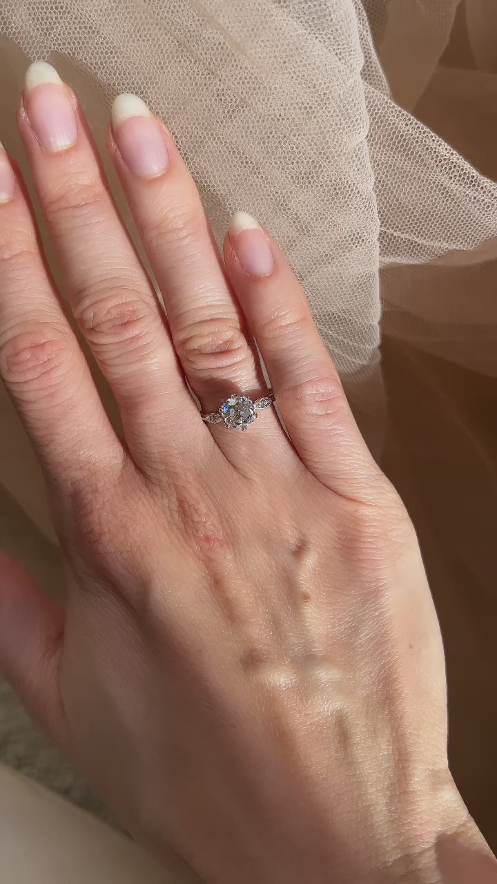 g-h-i color, si-i clarity diamond in platinum setting