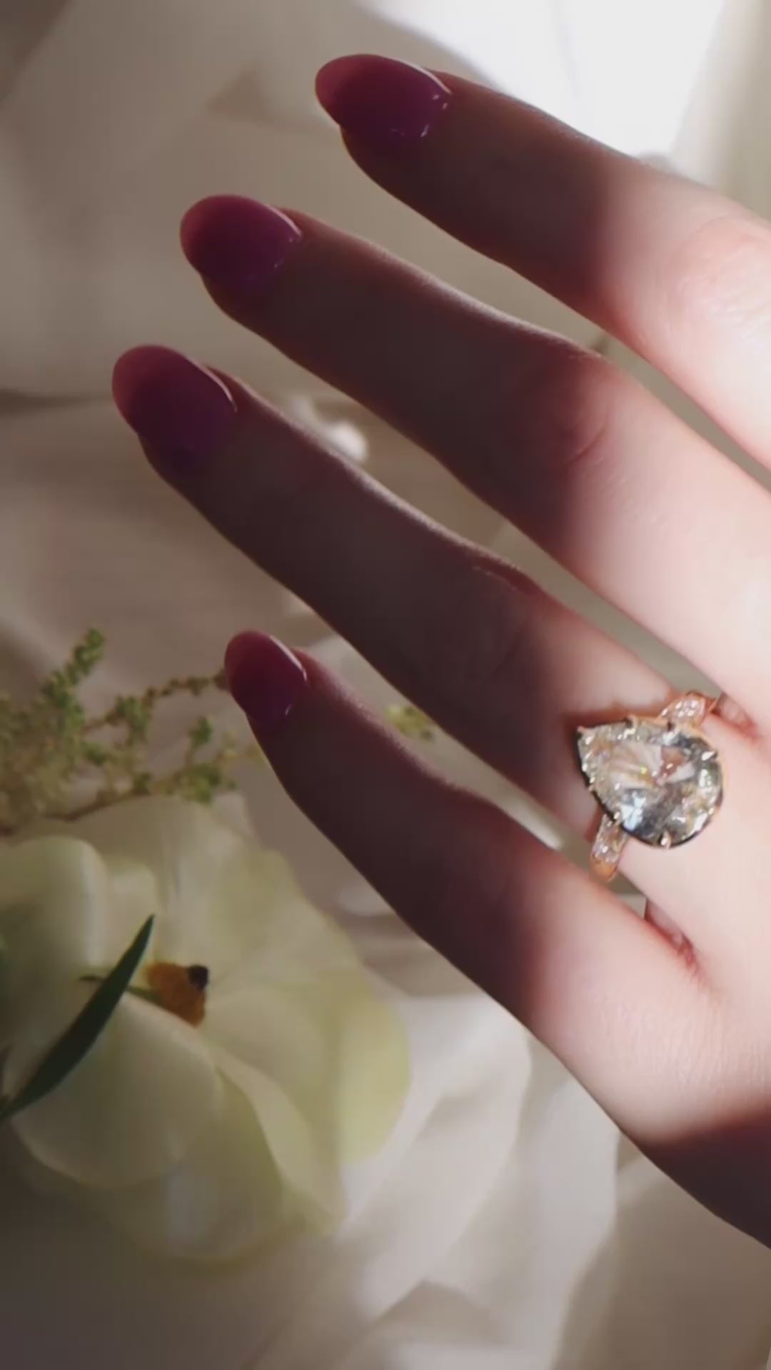 Solitaire Pear cut diamond Rings