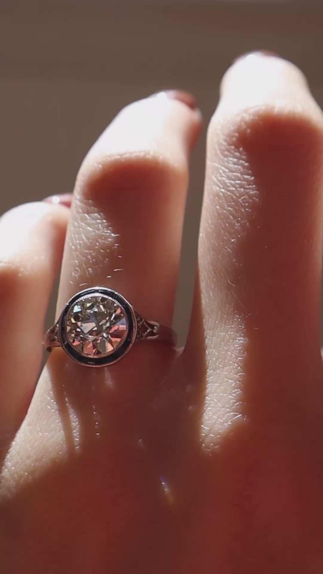 g-h-i color, vvs clarity diamond in platinum setting