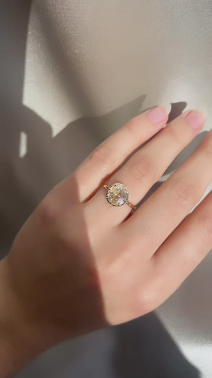 Old Mine cut diamond 