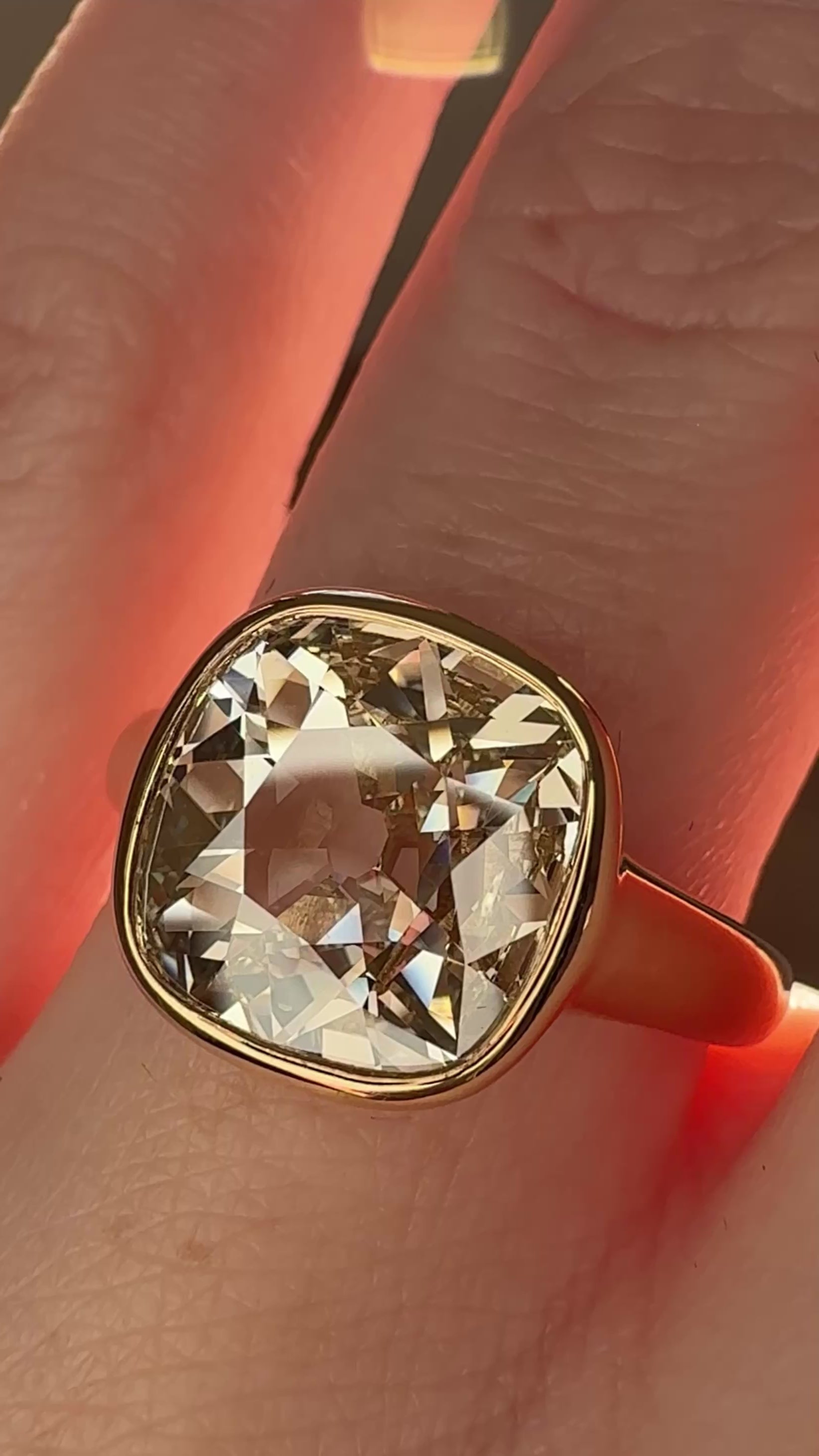 j-k-l color, vvs clarity diamond in yellow gold setting