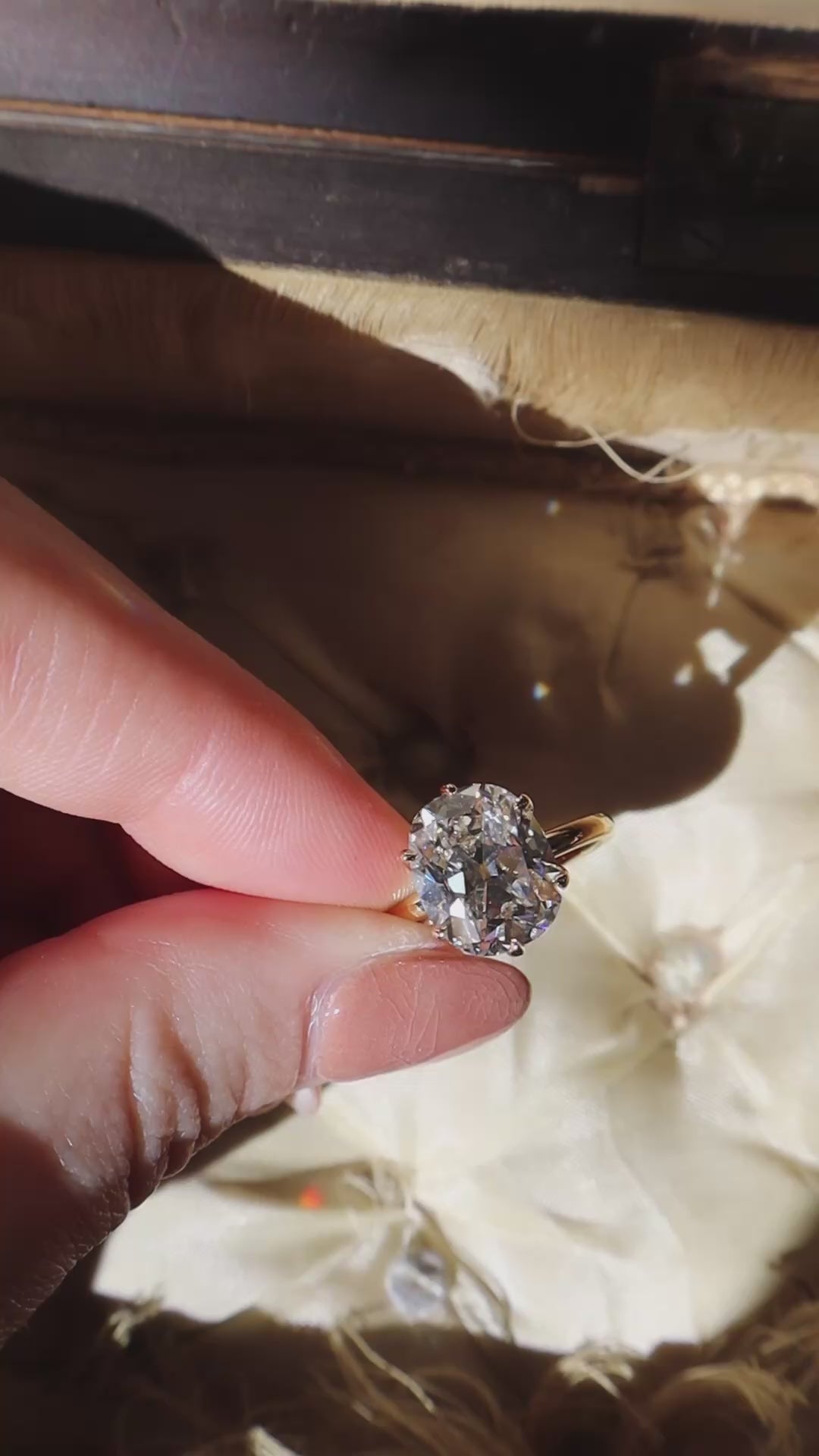 4-5 Carats vintage engagement ring