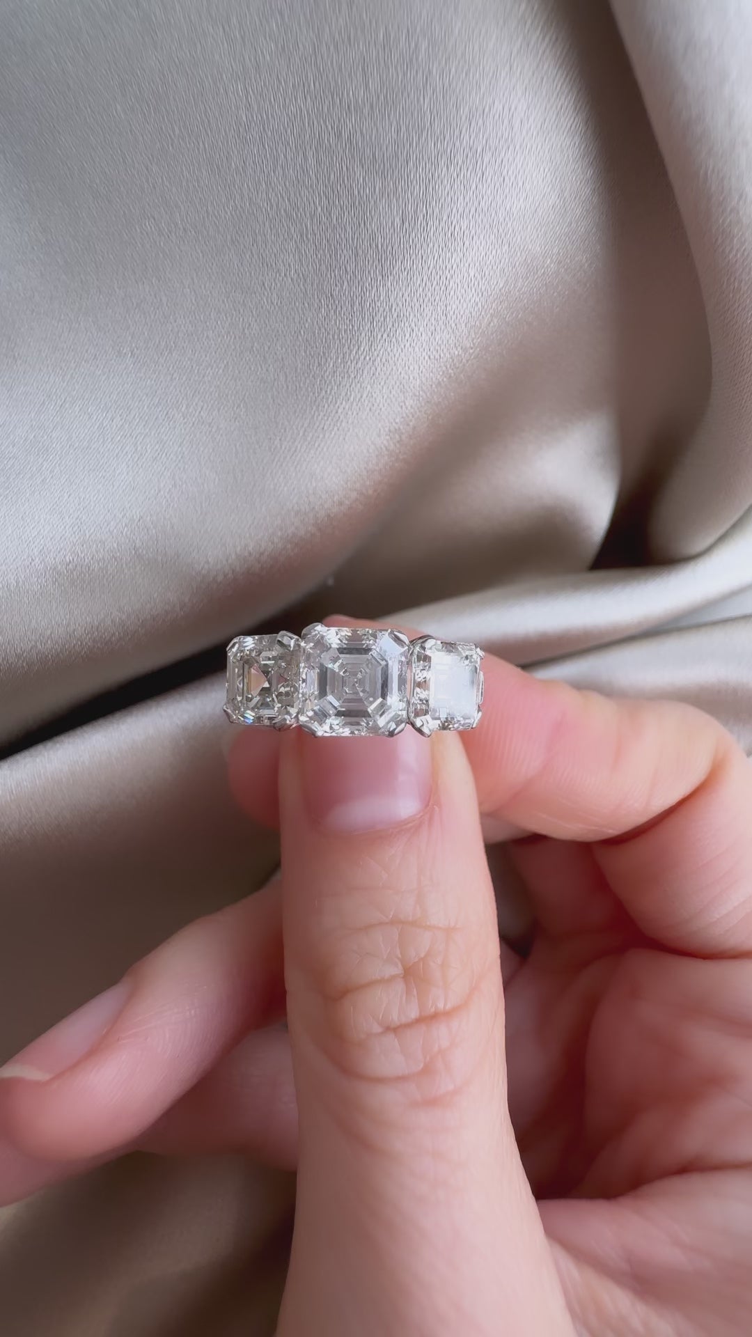 g-h-i color, si-i clarity diamond in platinum setting