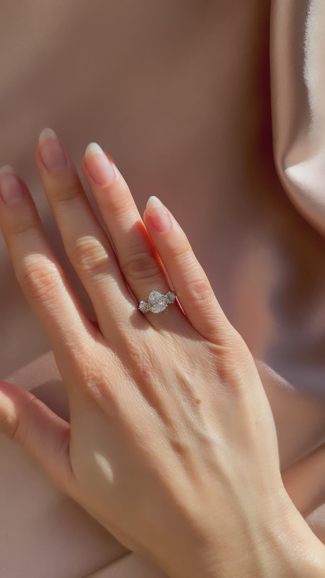 d-e-f color, si-i clarity diamond in platinum setting