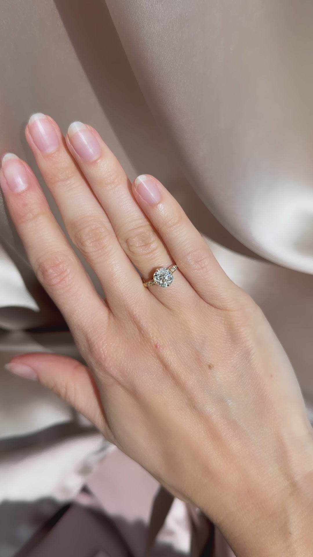 1-2 Carats vintage engagement ring