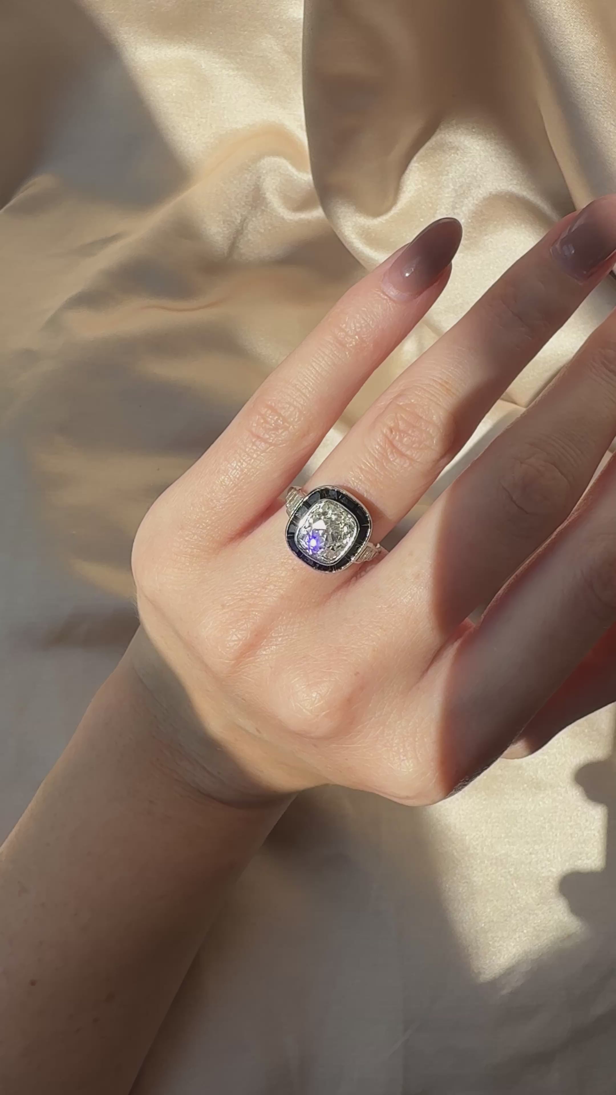 m-z color, si-i clarity diamond rings in platinum setting