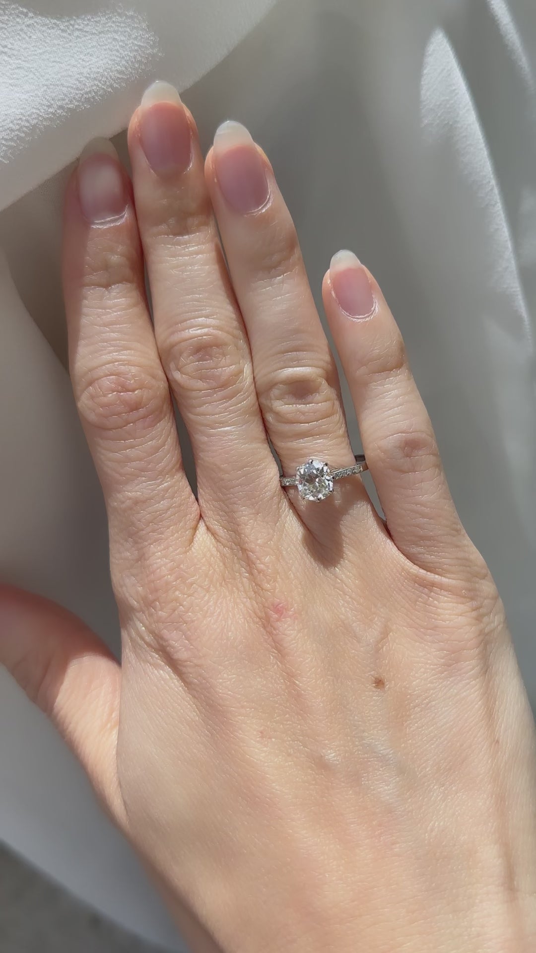 j-k-l color, si-i clarity diamond in platinum setting