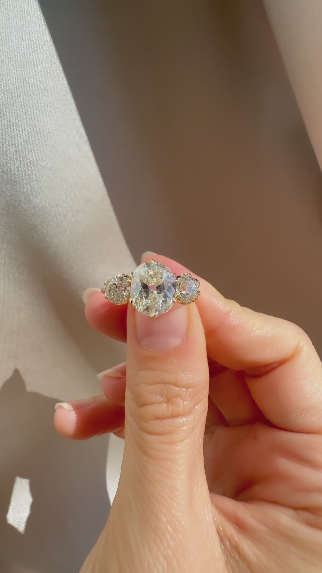 Marquise/Oval cut diamond 