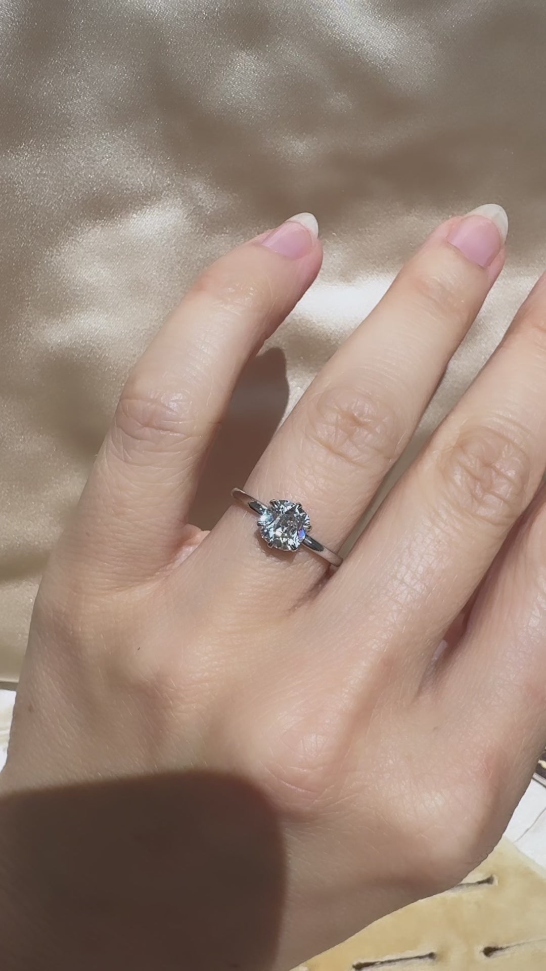 g-h-i color, si-i clarity diamond in platinum setting