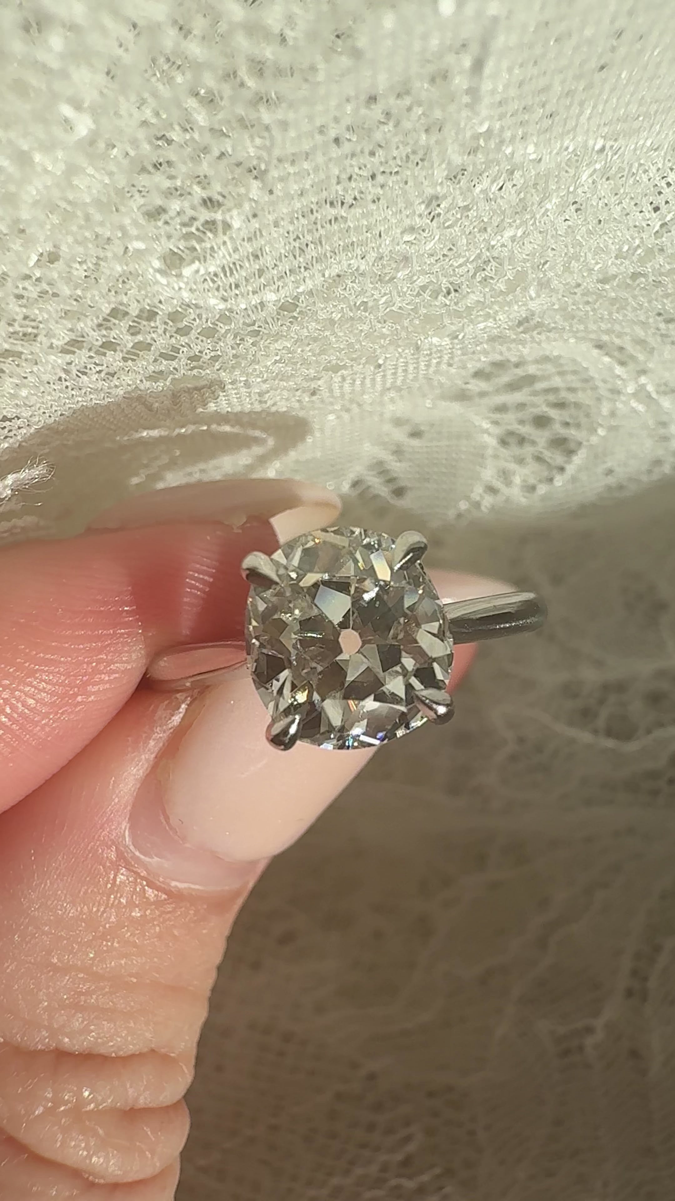 g-h-i color, si-i clarity diamond in platinum setting