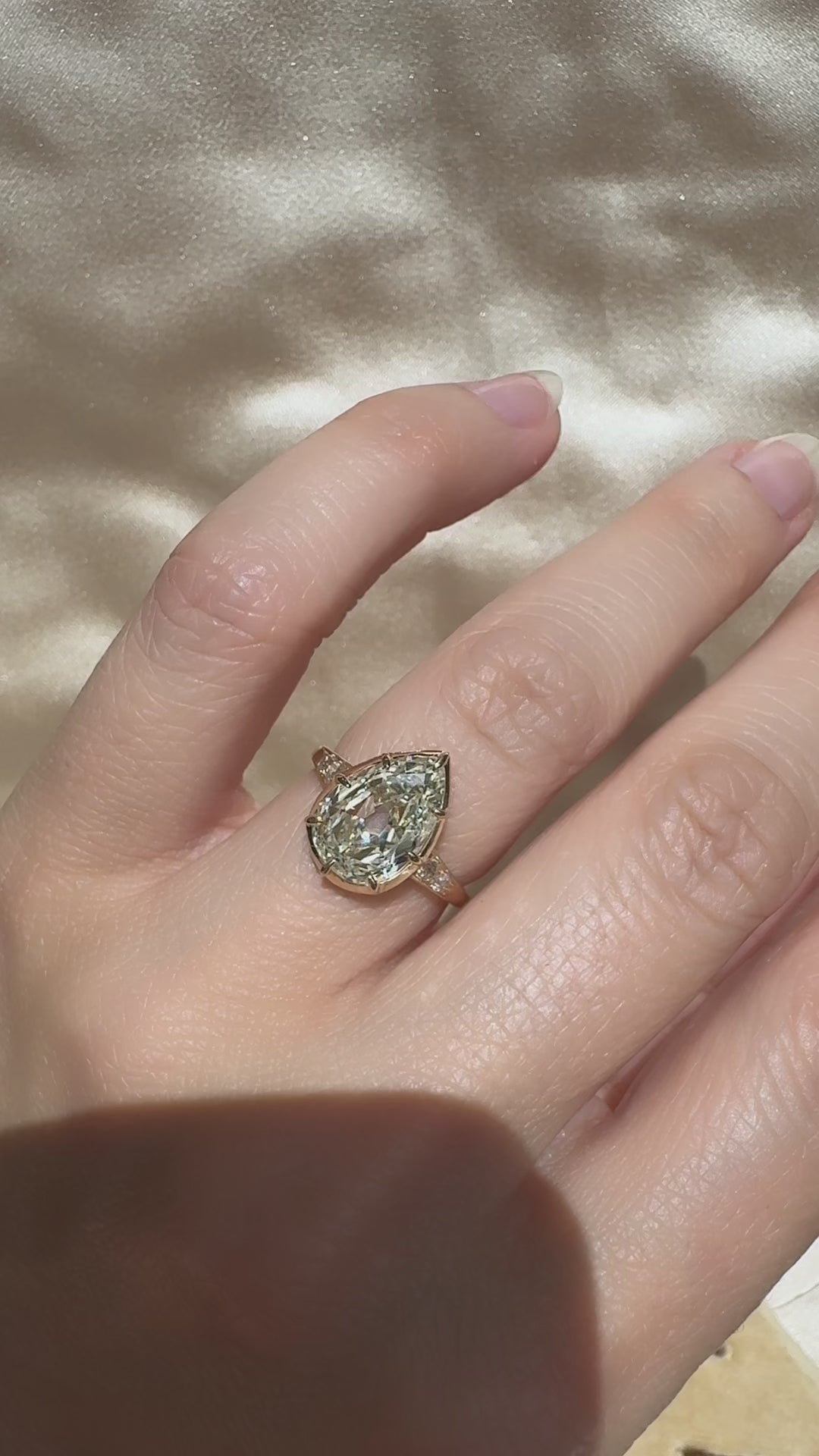  videos and images of vintage Uncategorized-Pear cut diamond Uncategorized