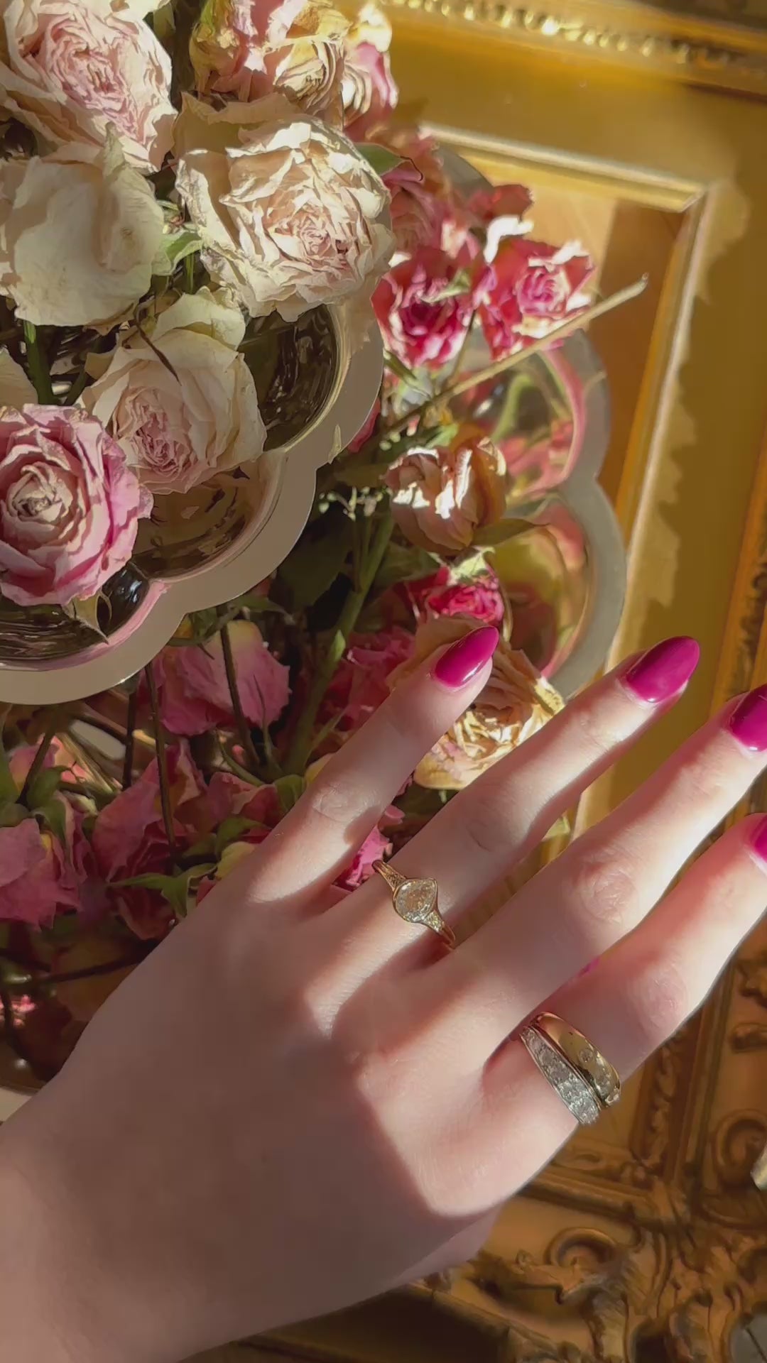 Solitaire Pear cut diamond Rings