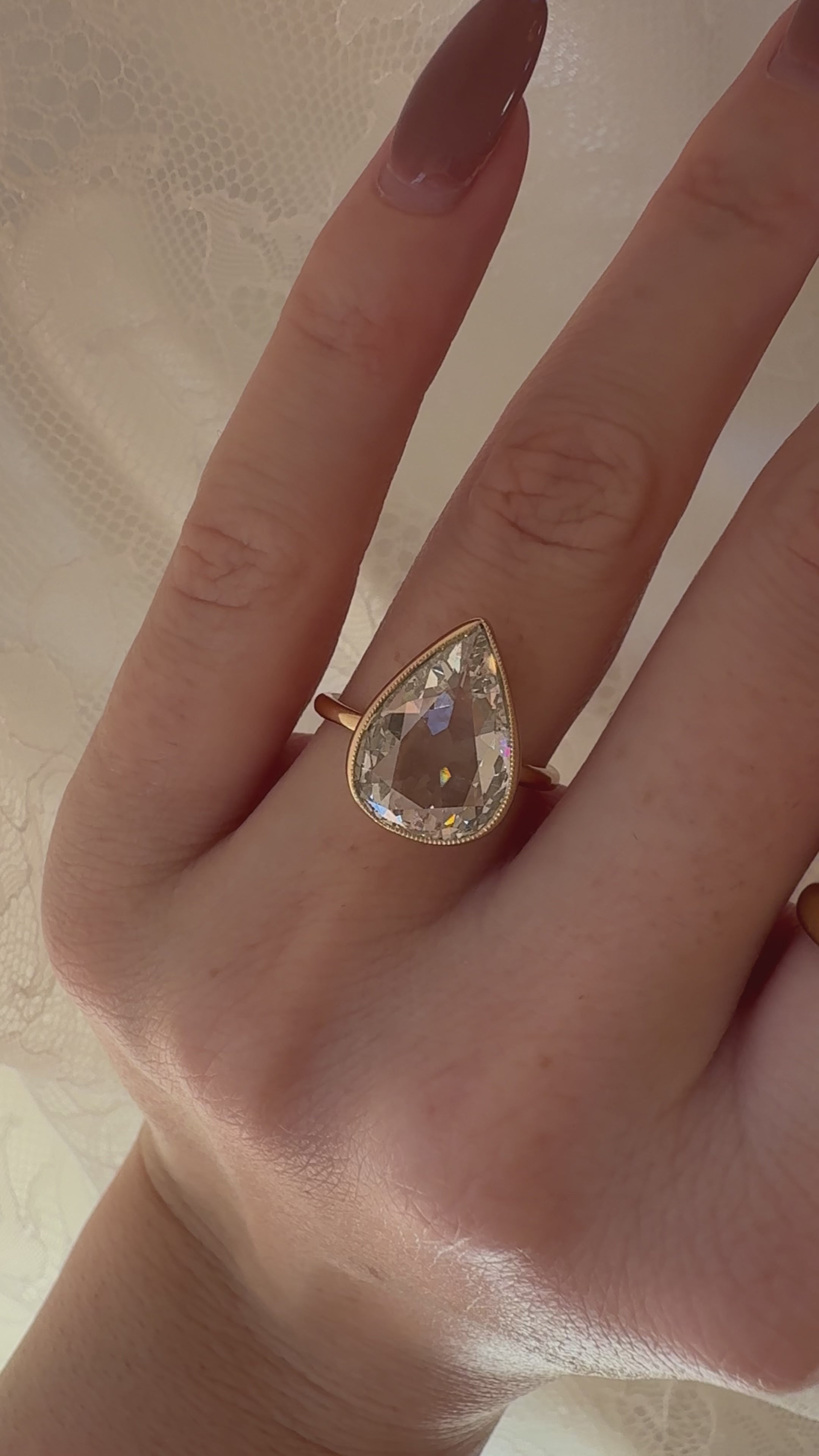 g-h-i color, si-i clarity diamond in yellow gold setting