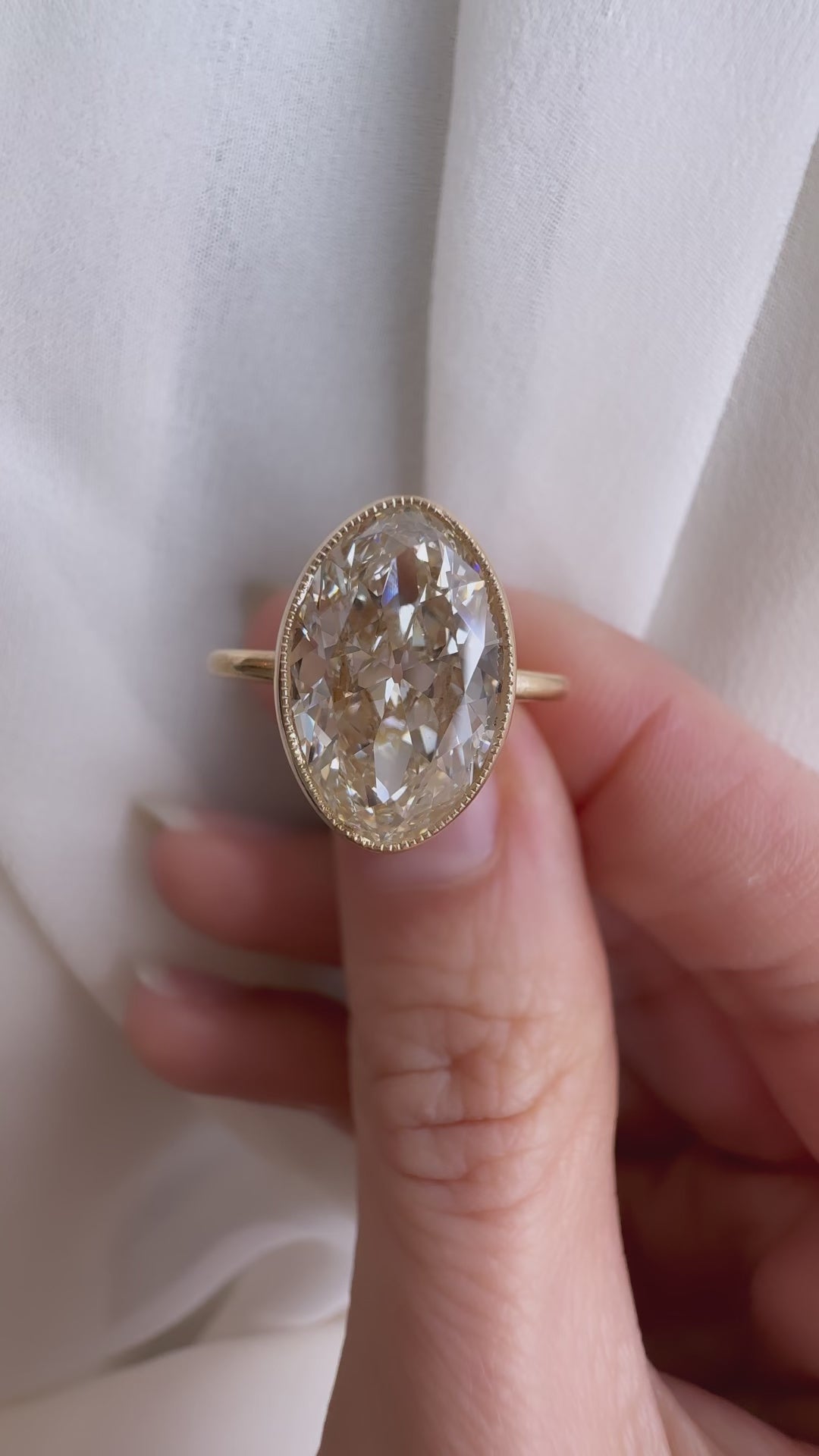 Marquise/Oval cut diamond 