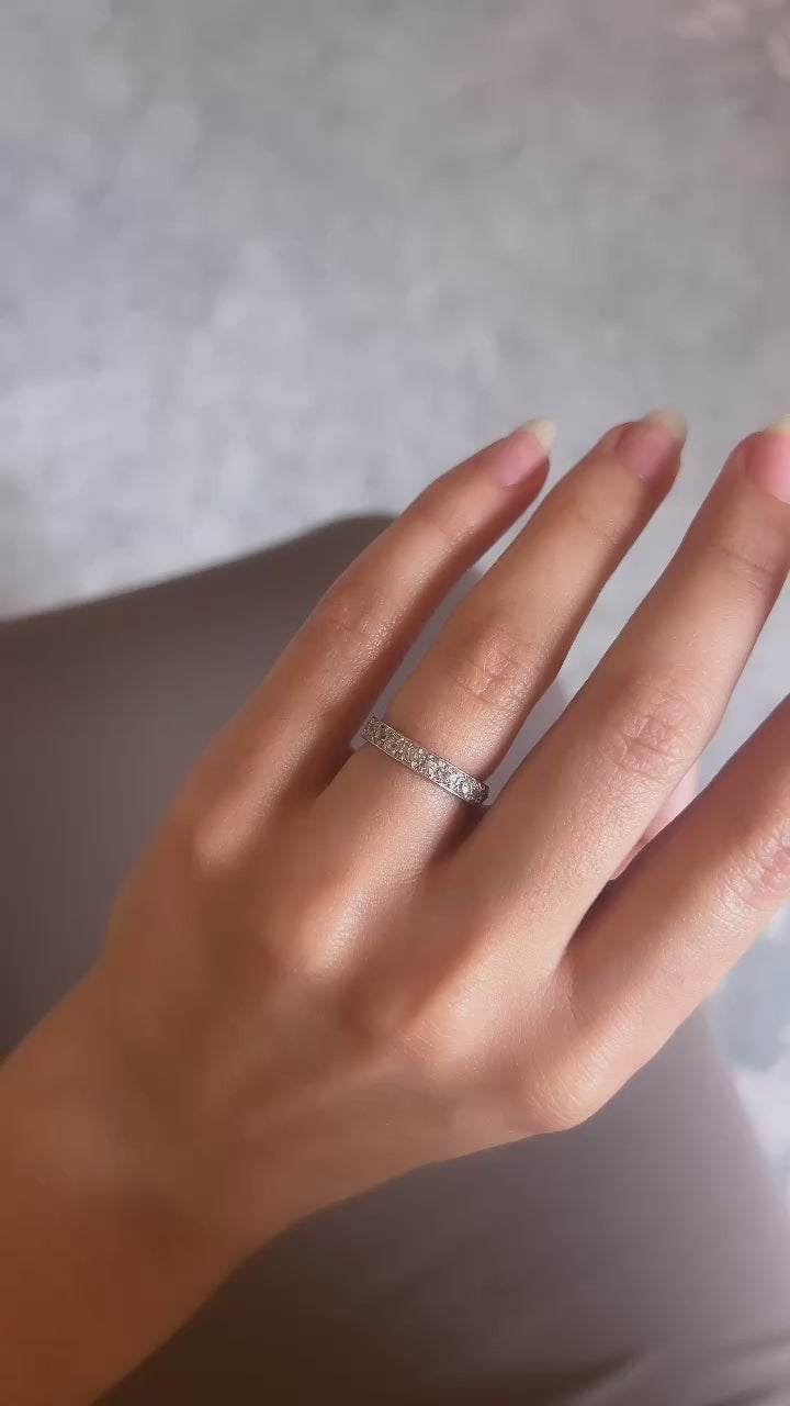 Less than 1  vintage engagement ring