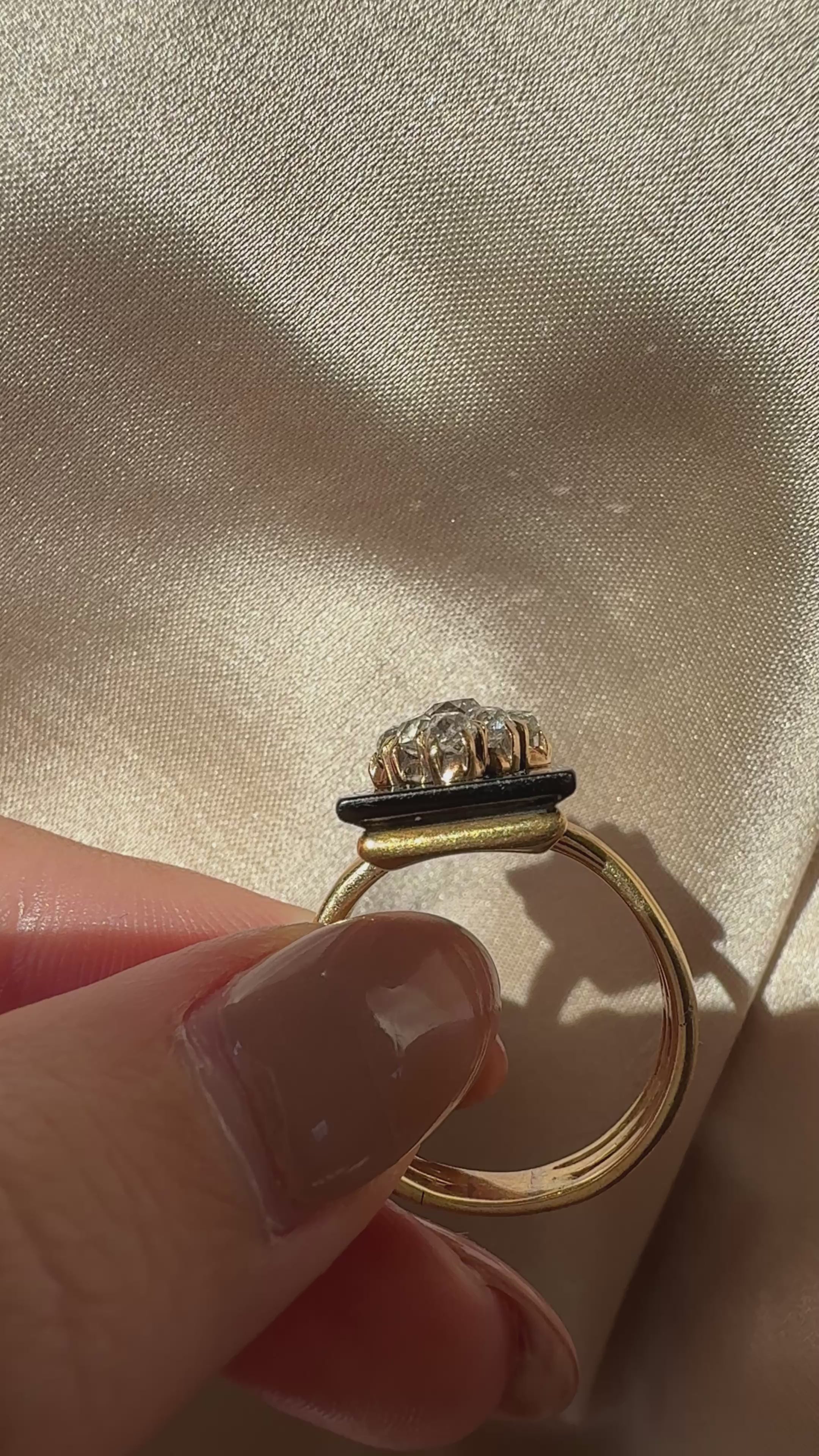 Band Old Mine cut Rings