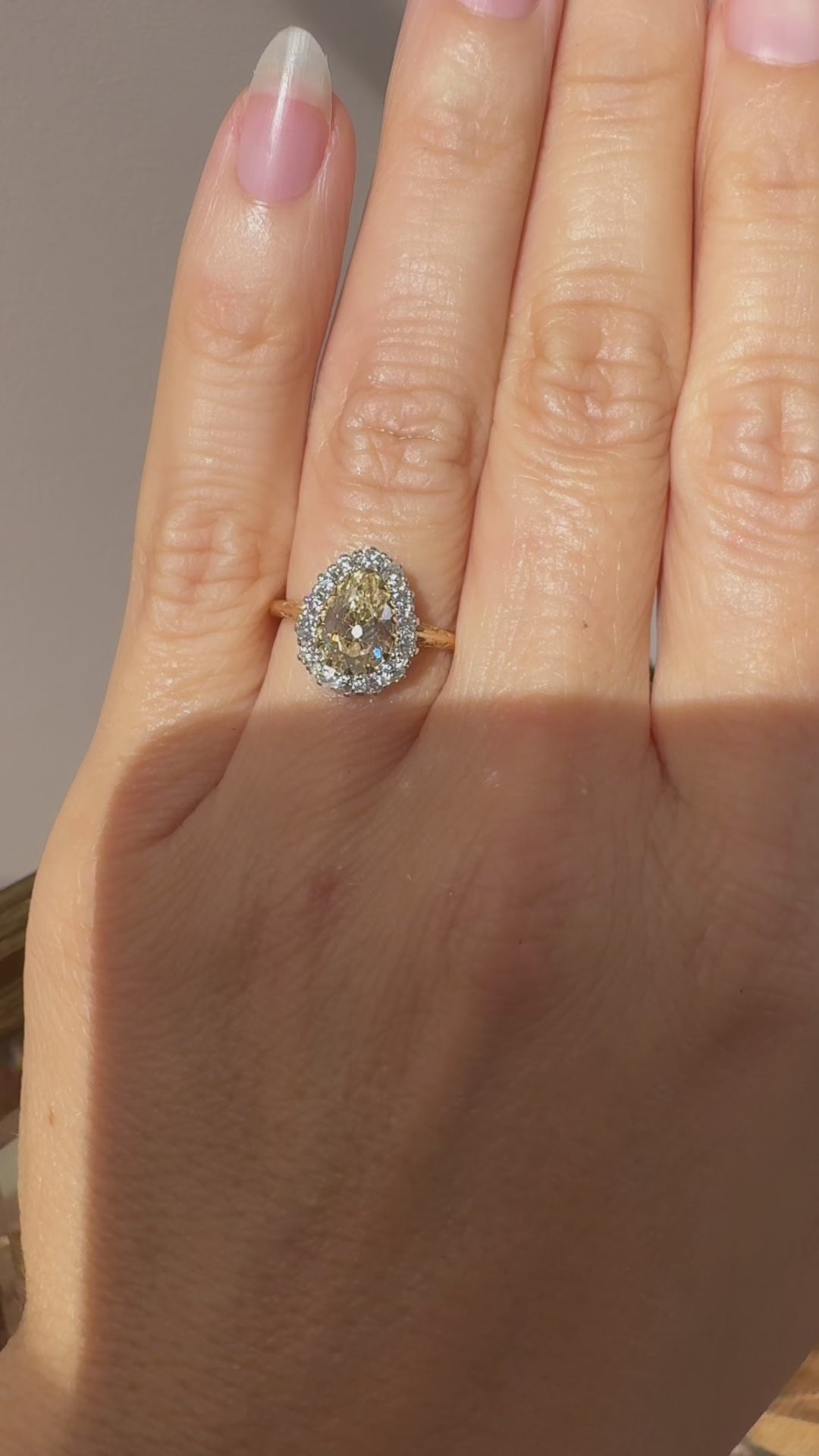 Solitaire Pear cut diamond Rings