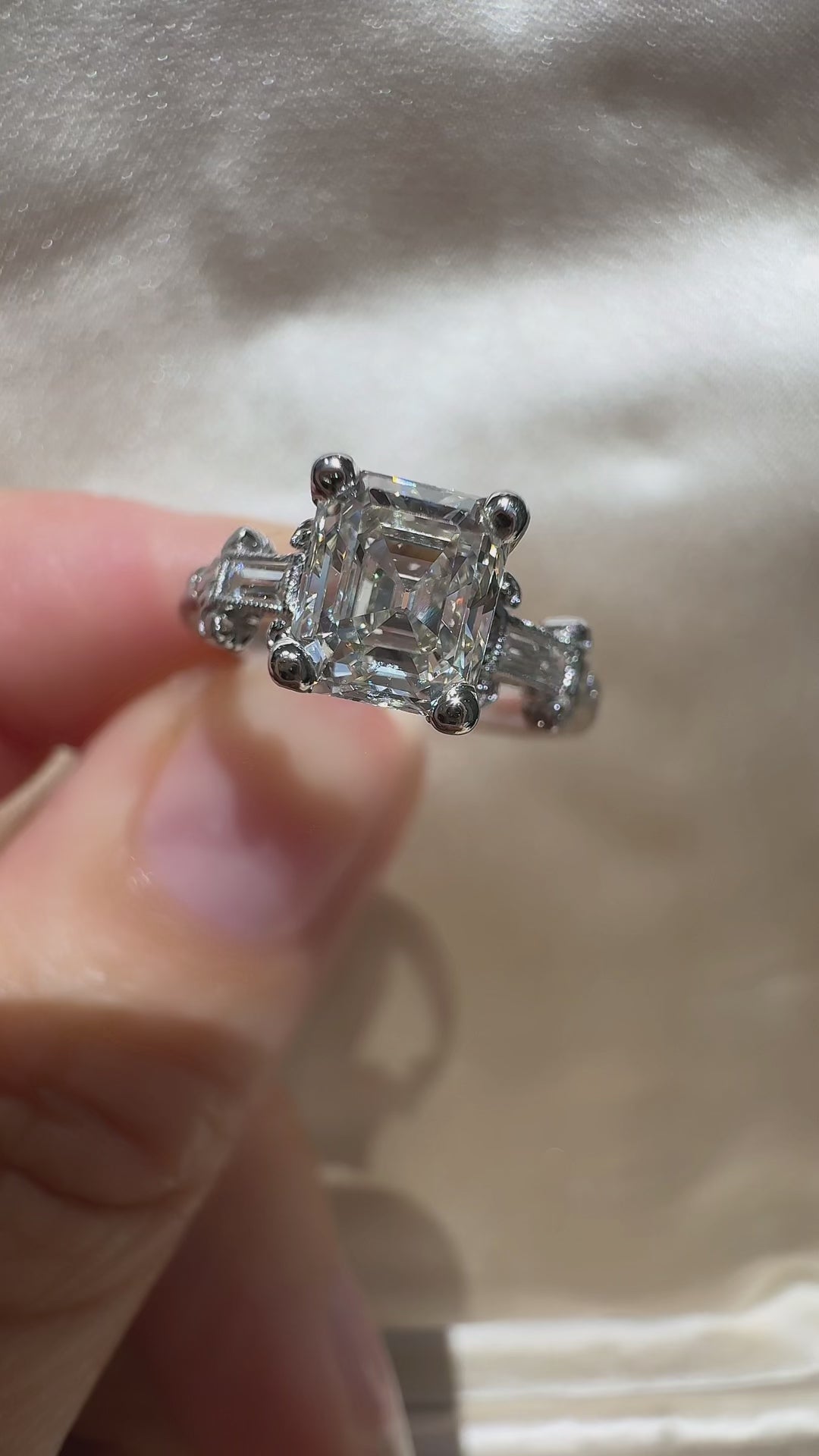 g-h-i color, vs clarity diamond in platinum setting