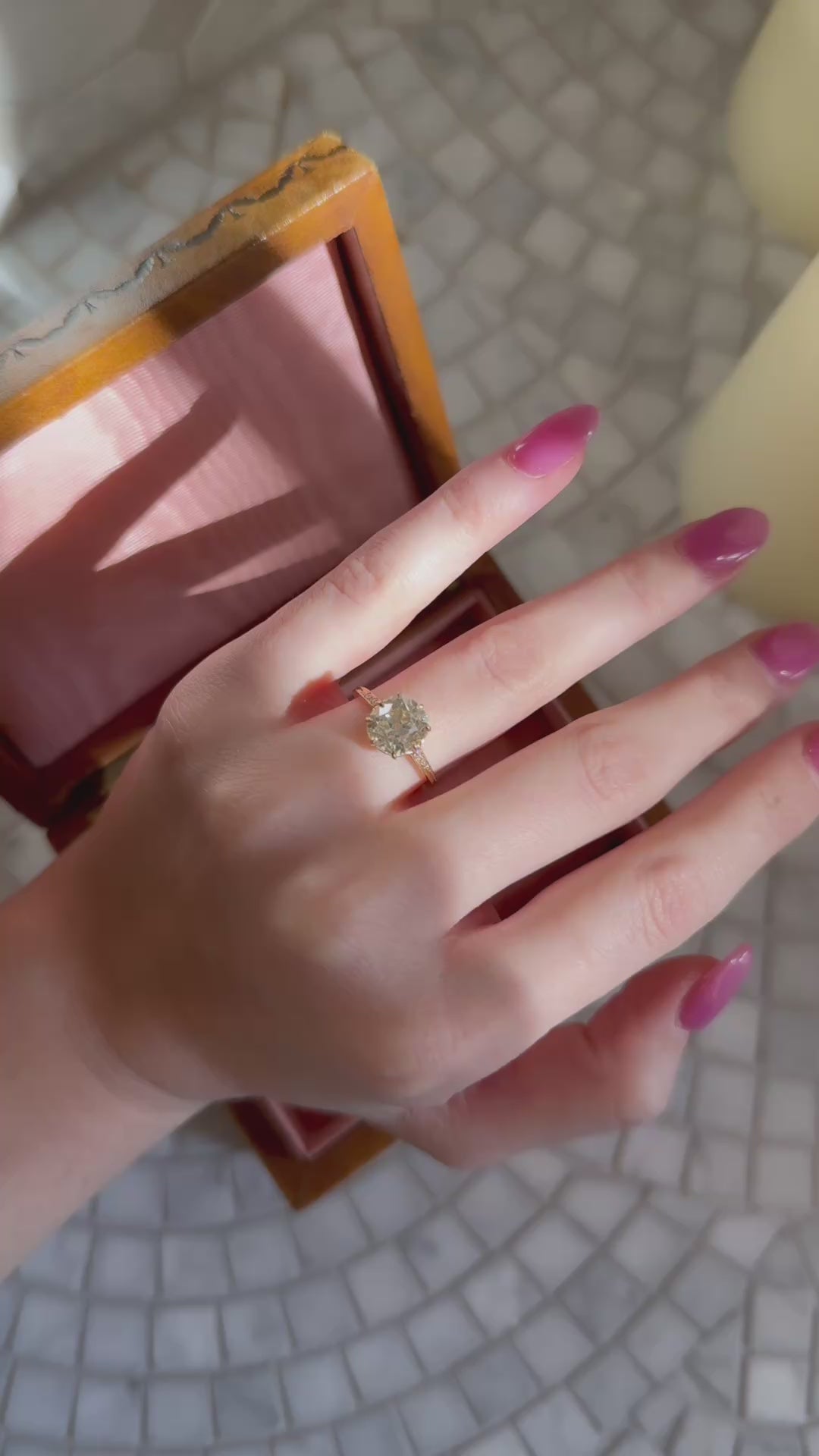 2-3 CaratsSolitaire diamond Rings for sale 