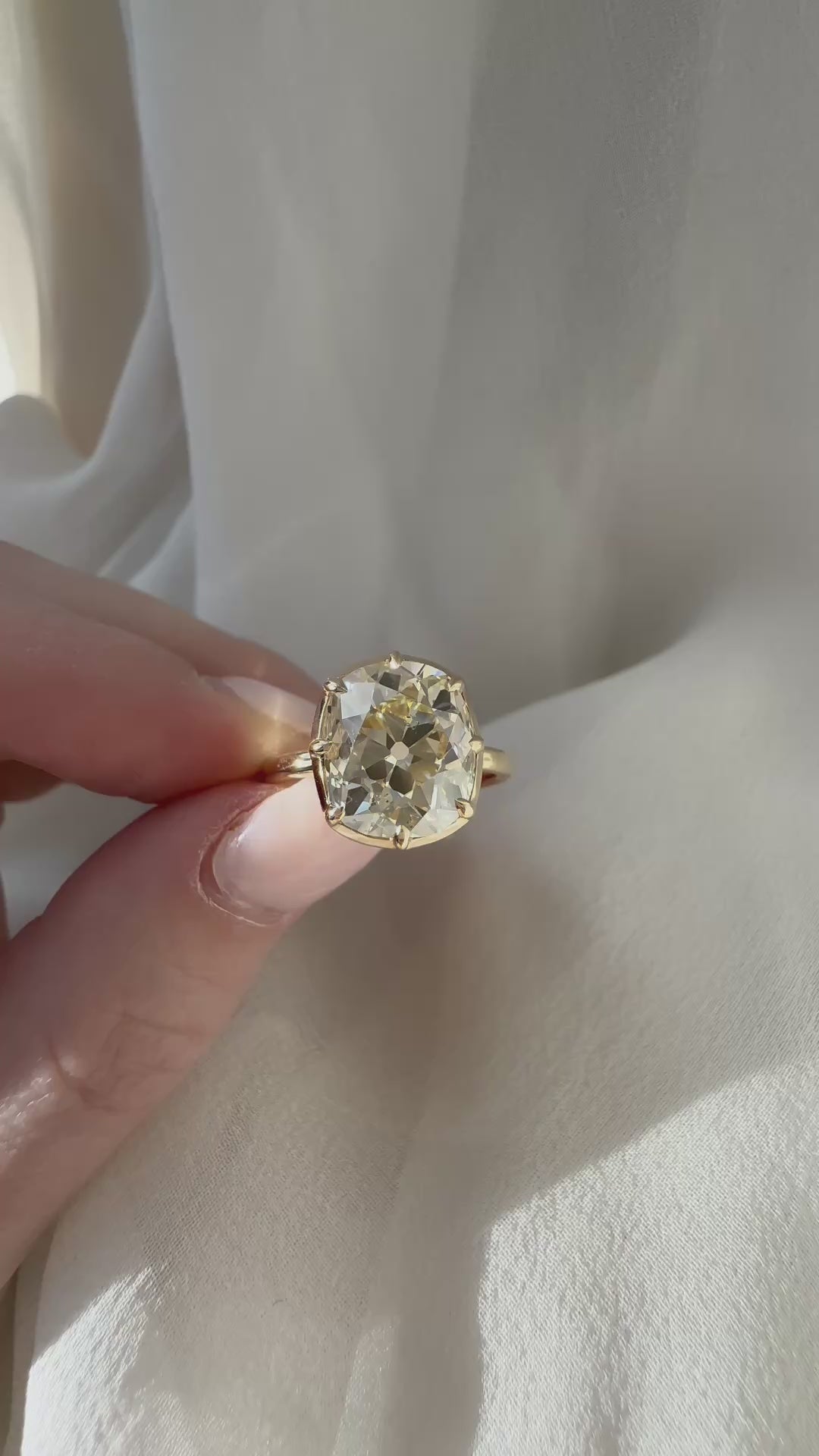 Solitaire Old Mine cut diamond Rings