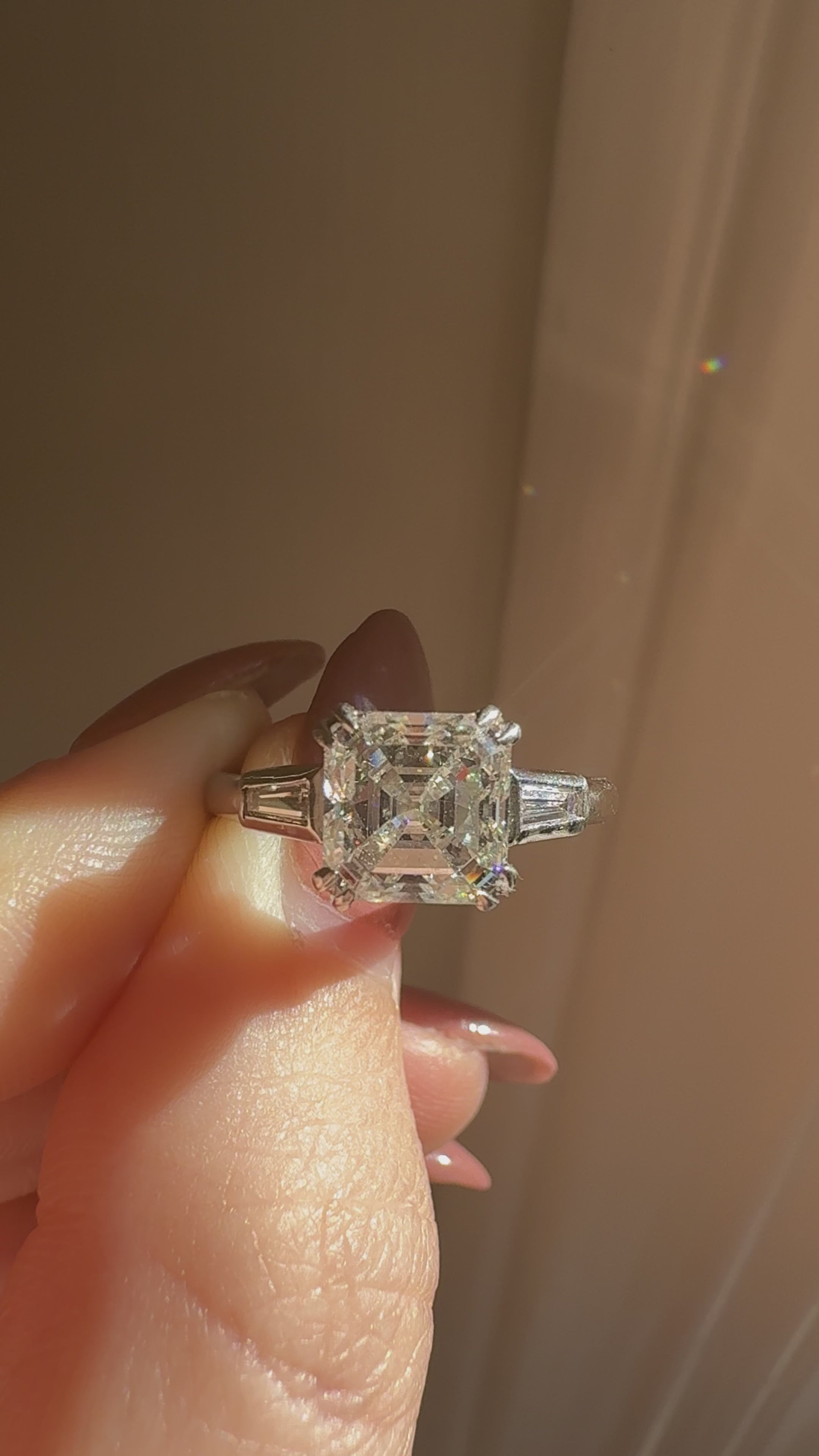 g-h-i color, vs clarity diamond in platinum setting