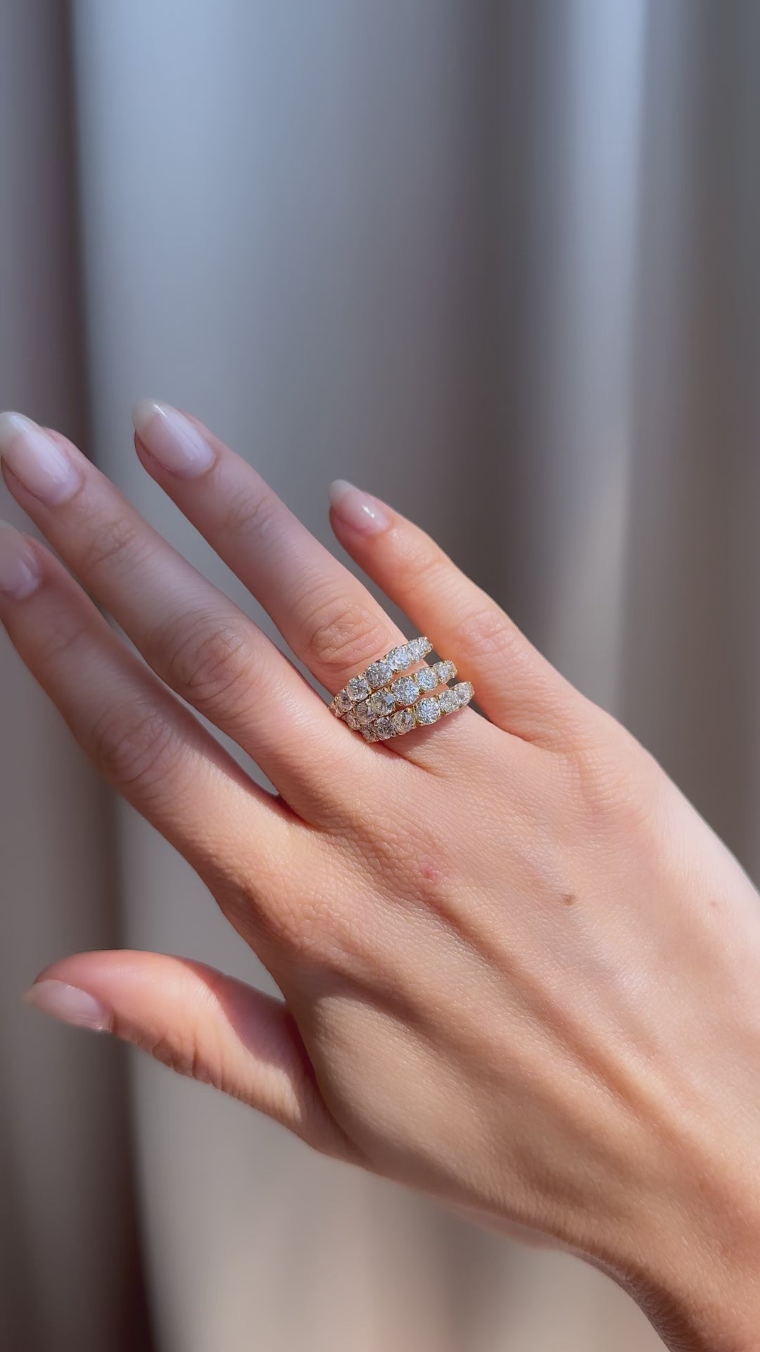 j-k-l color, diamond in yellow gold setting