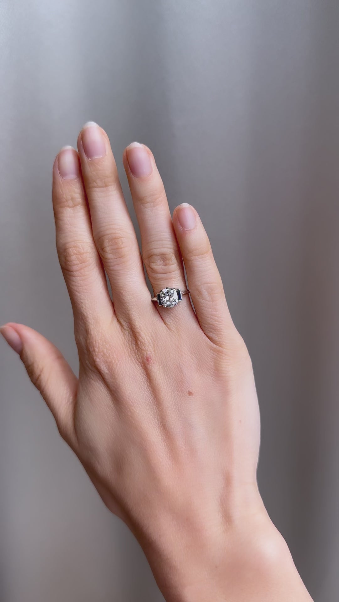 j-k-l color, si-i clarity diamond in platinum setting